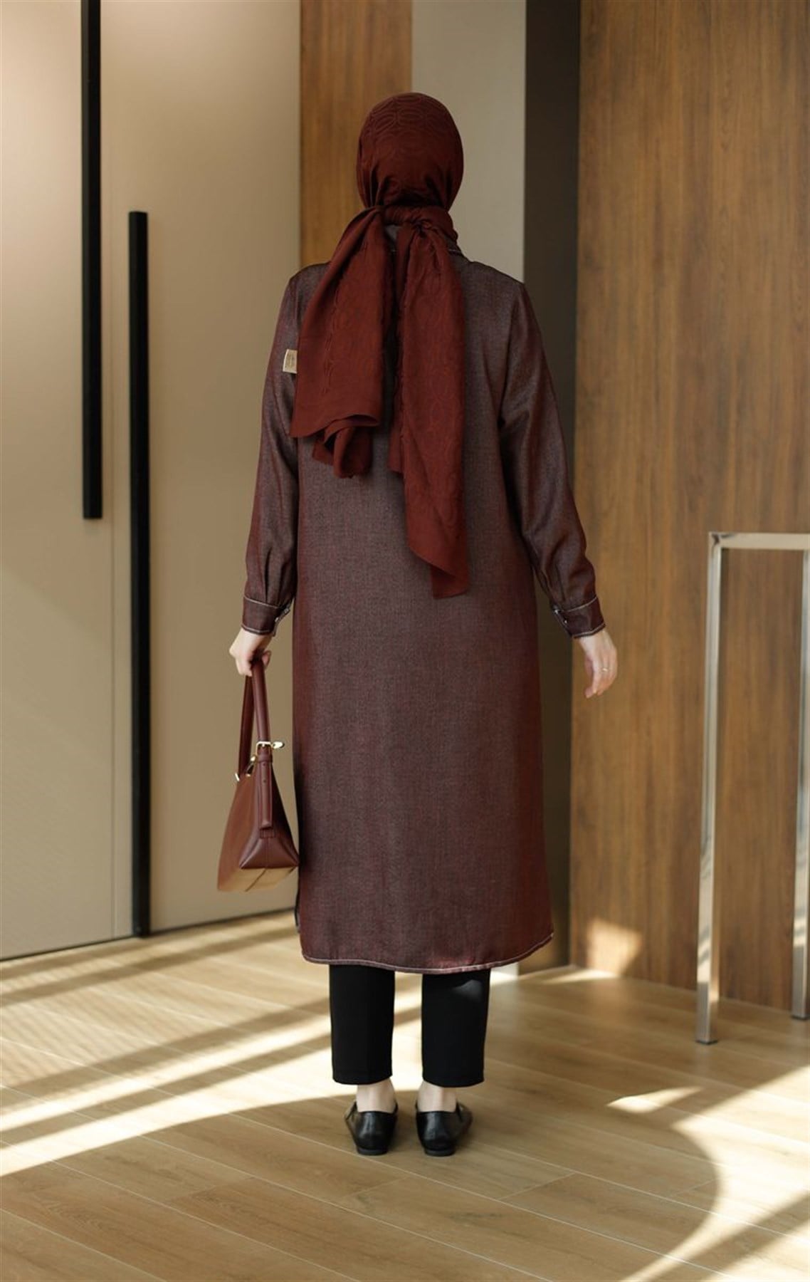 Pul Detaylı Çıtçıtlı Uzun Tunik Bordo