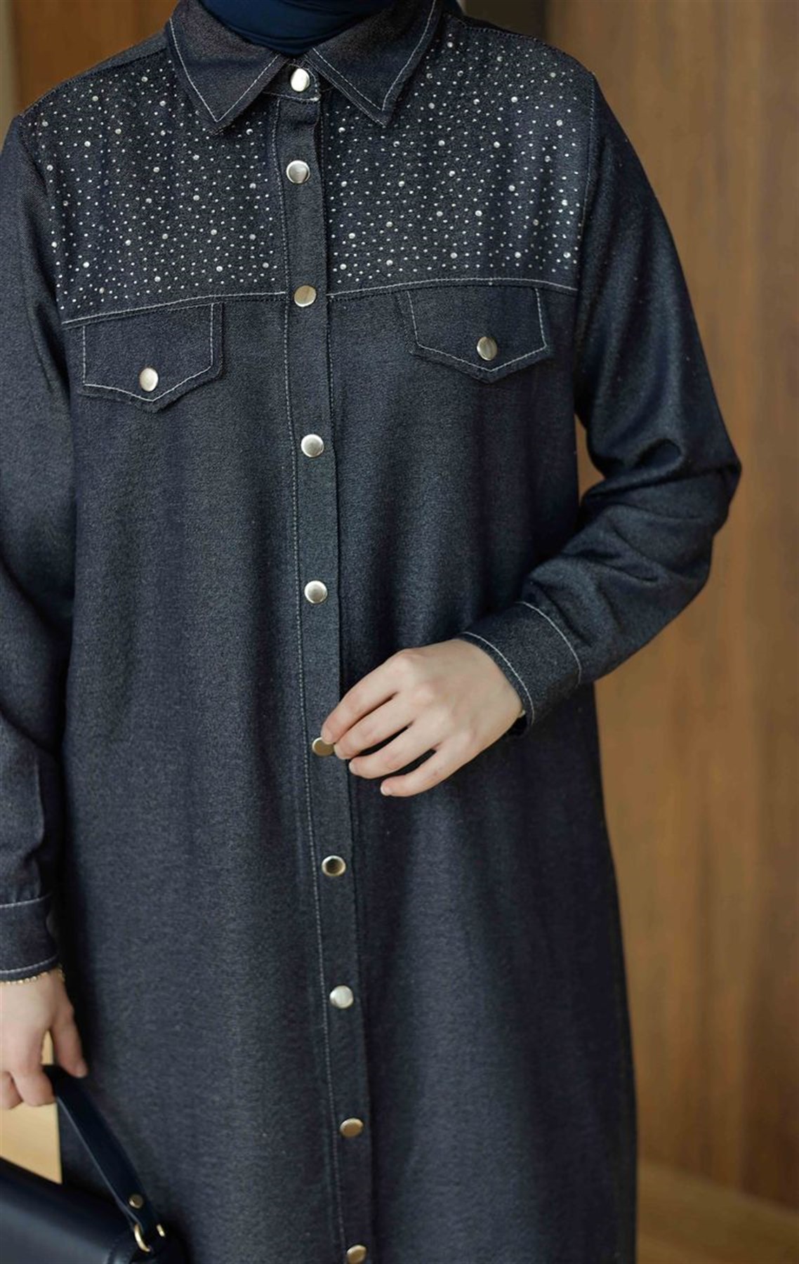 Pul Detaylı Çıtçıtlı Uzun Tunik İndigo
