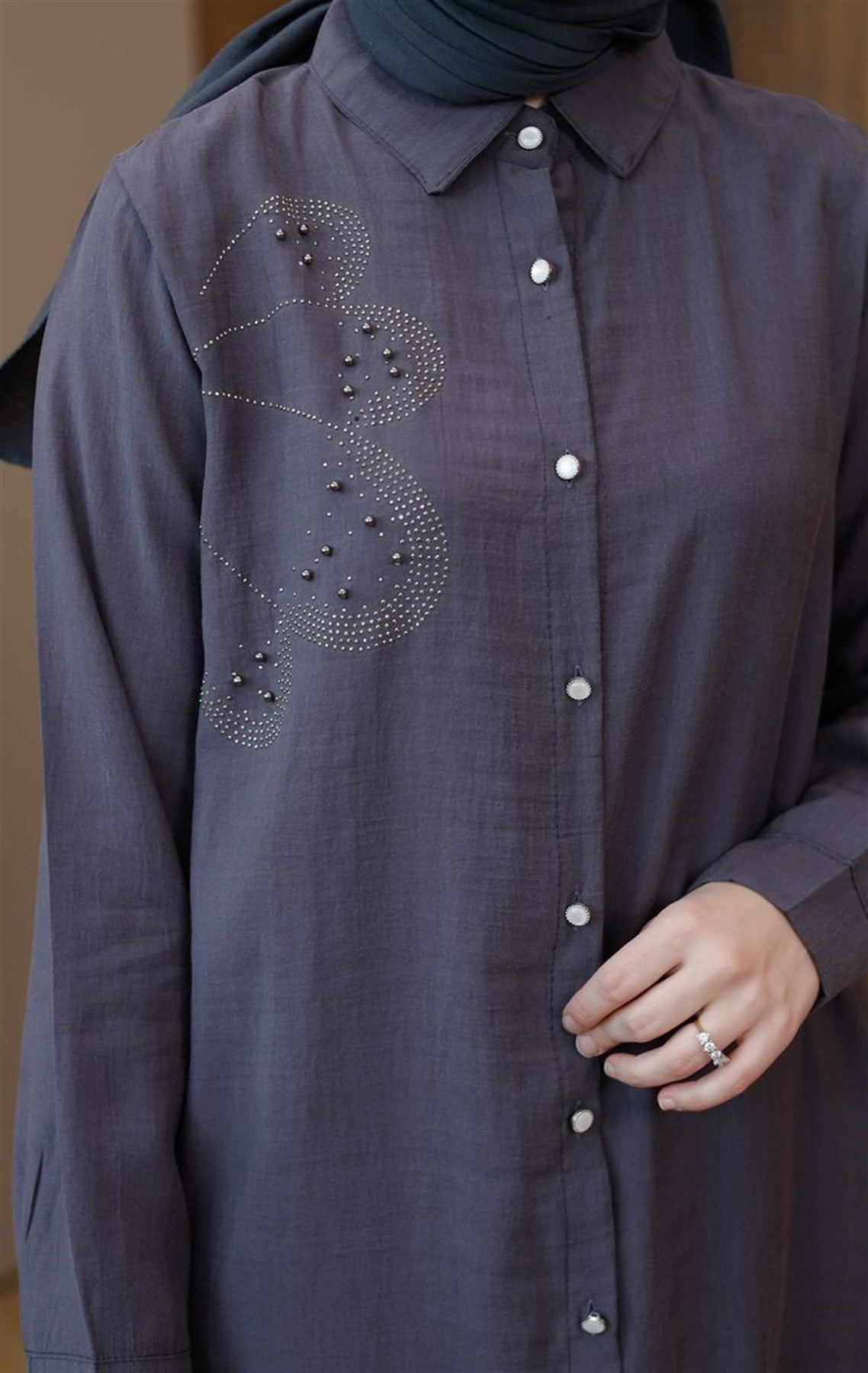 Taşlı Modal Uzun Tunik Füme