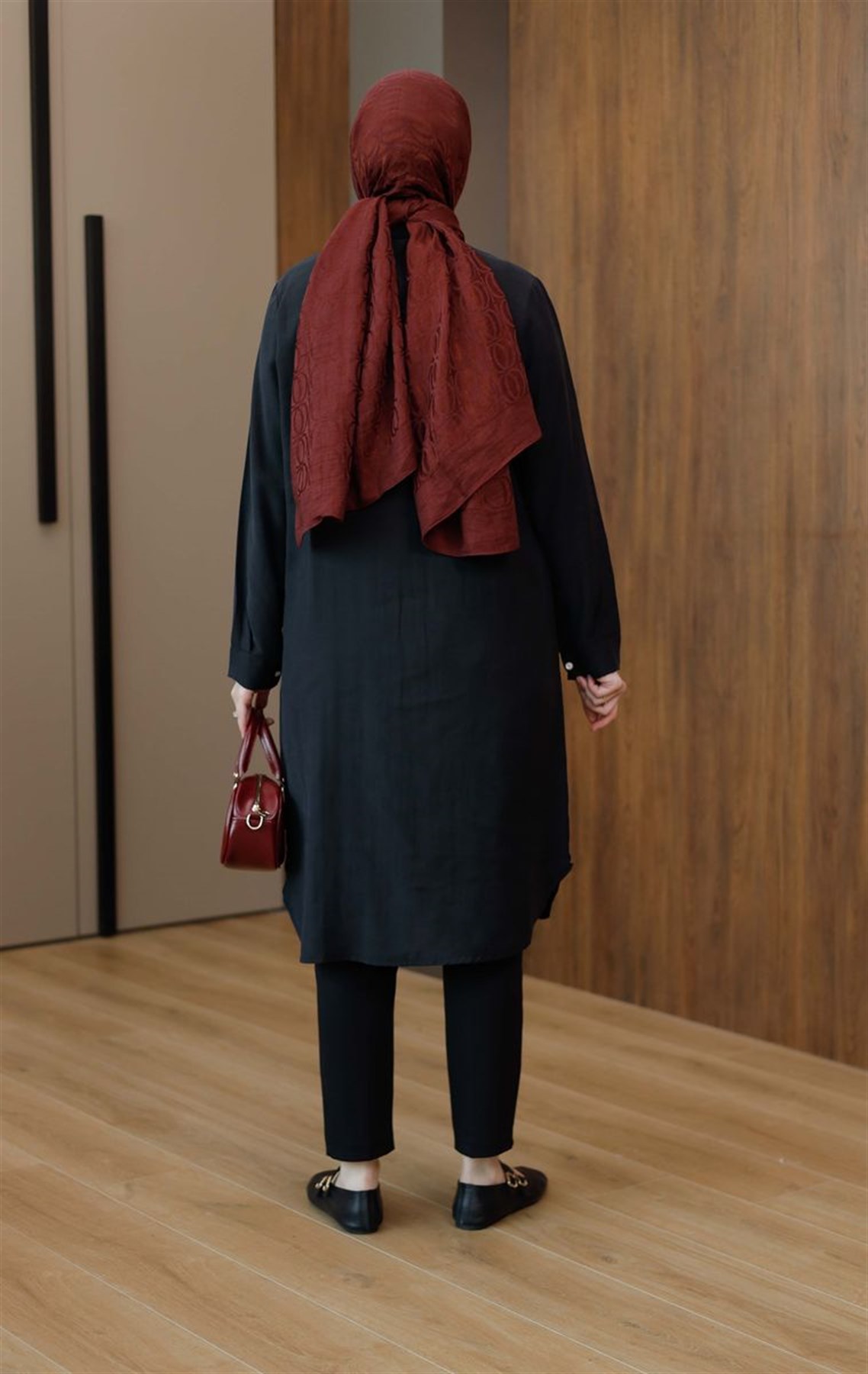 Taşlı Modal Uzun Tunik Siyah