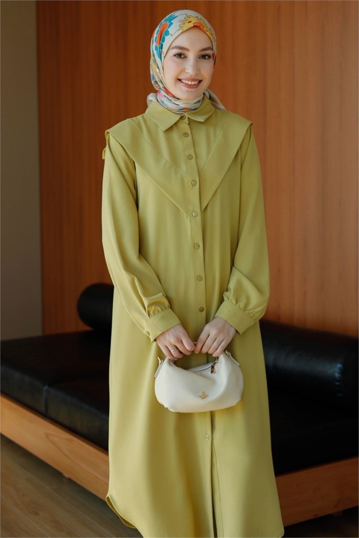 V Pervazlı Linda Takım Olive
