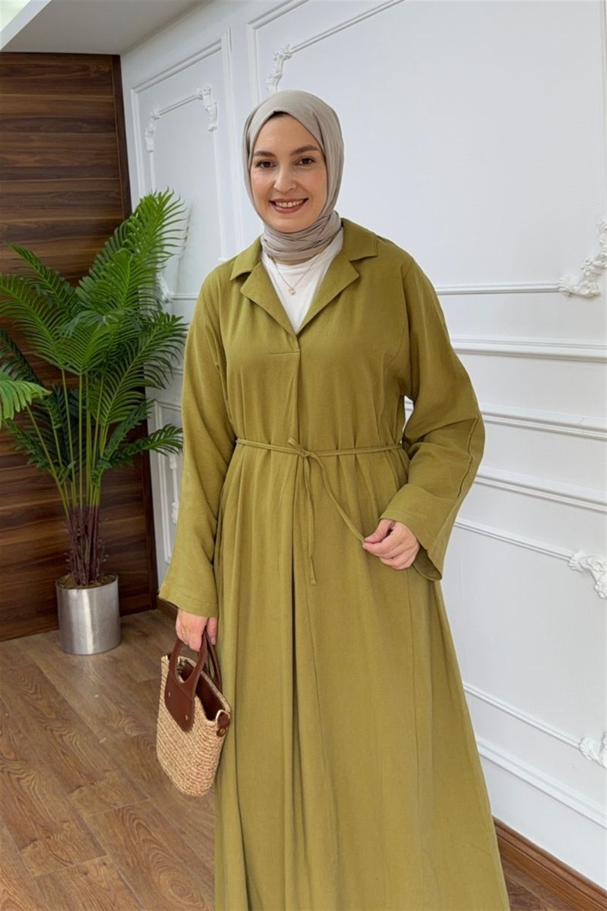 V Yaka Keten Görünümlü Elbise Olive
