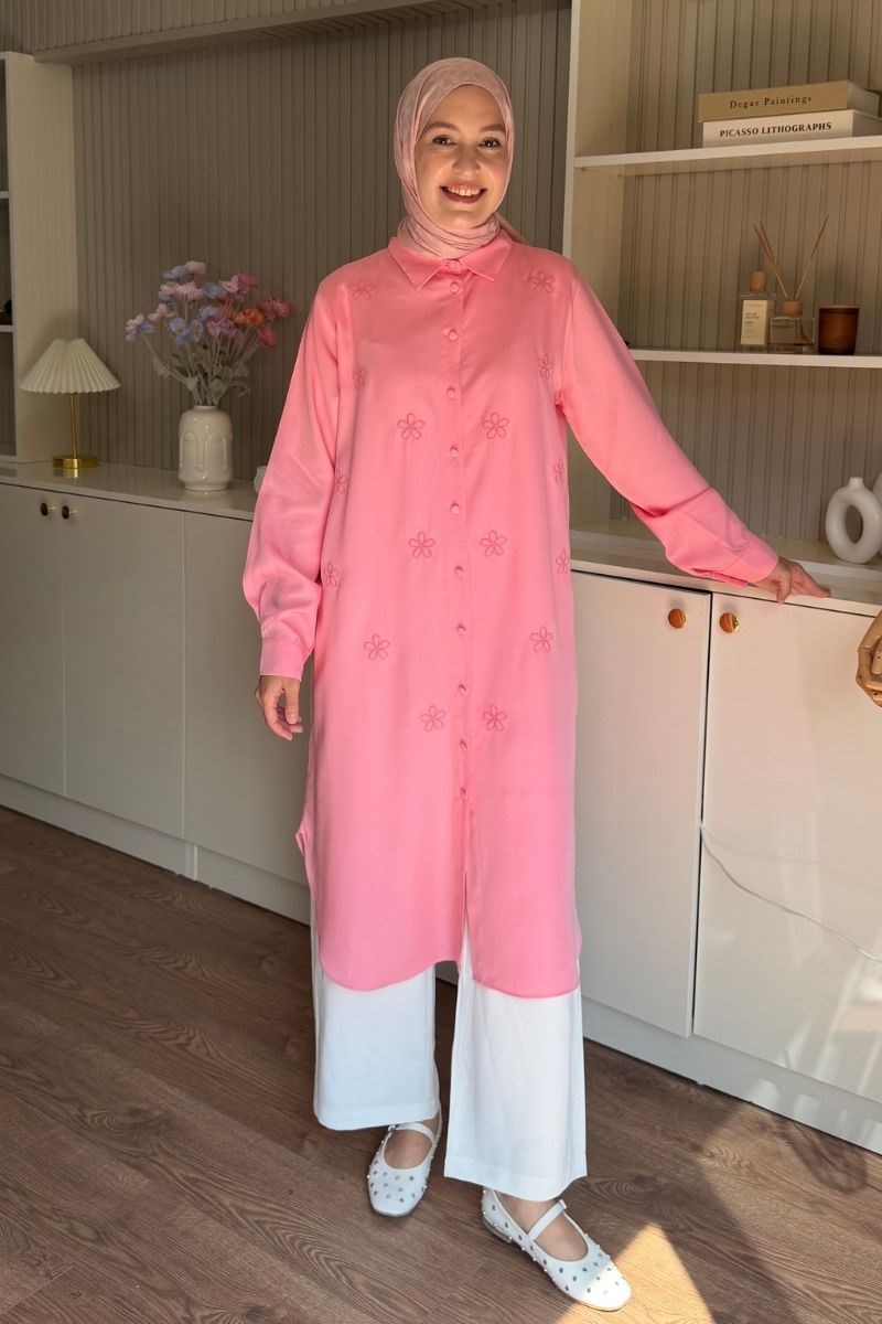 Önü Çiçek Nakışlı Tensel Tunik Pembe