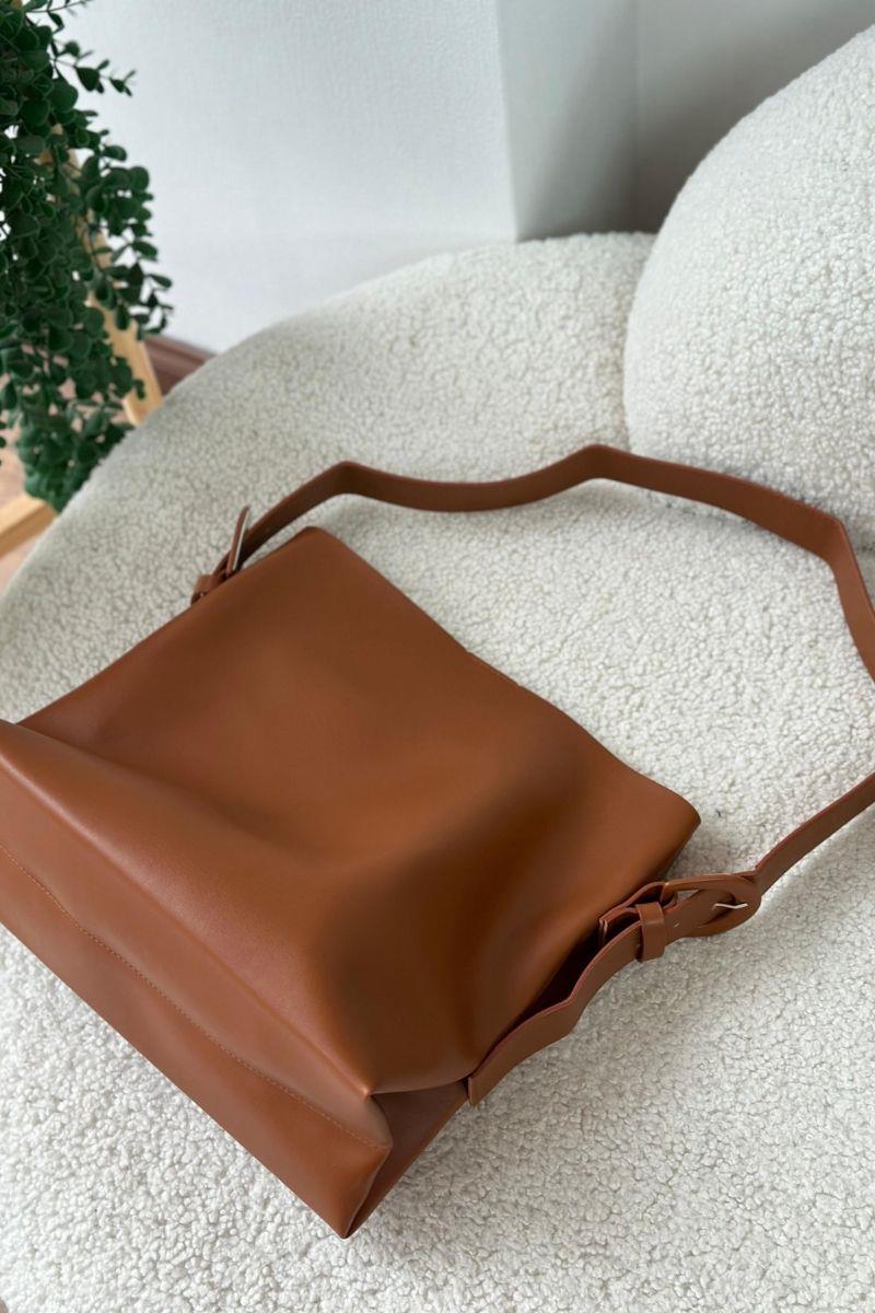 Toka Detaylı Basic Çanta Taba