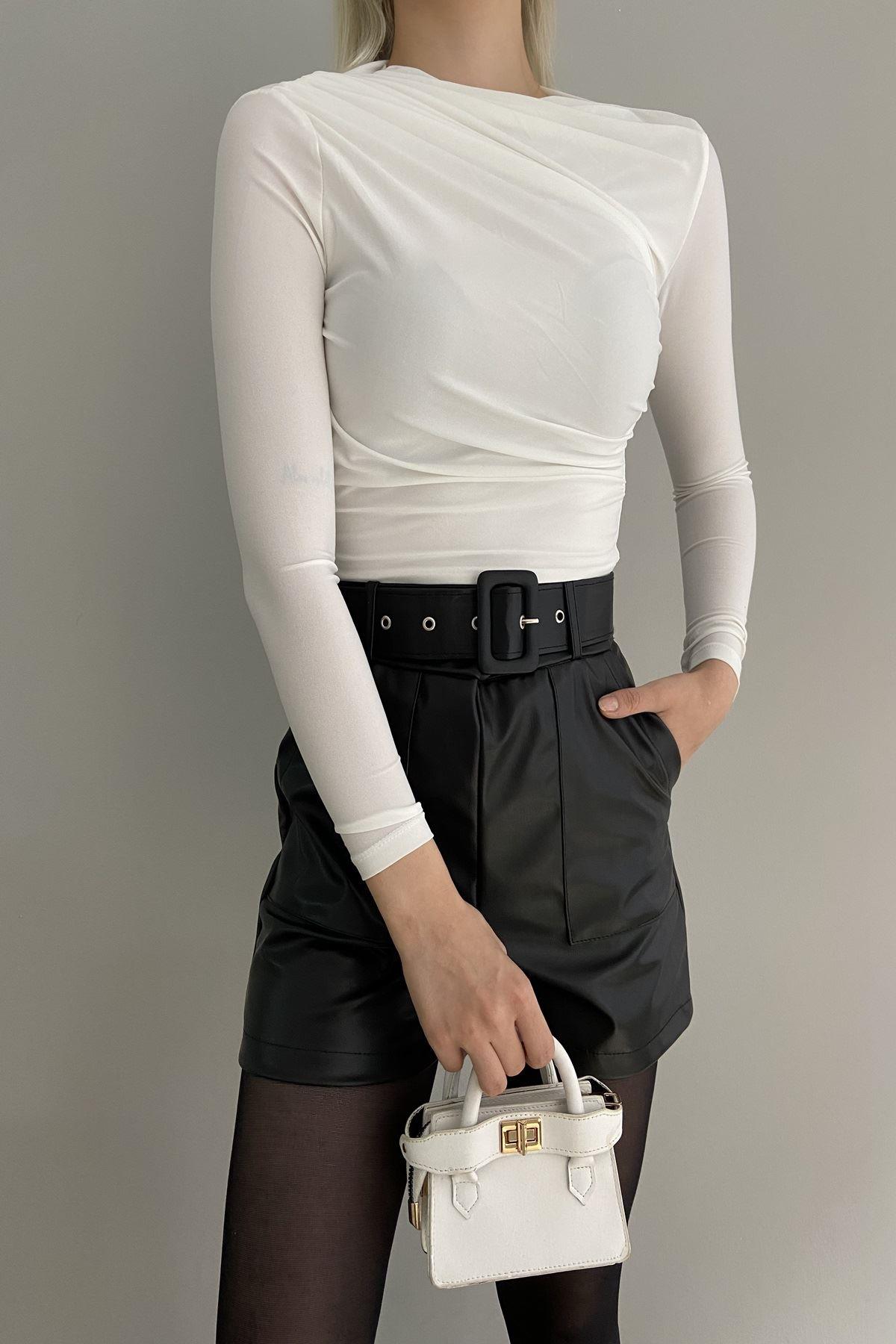 ÇAPRAZ BÜZGÜLÜ CROP BLUZ