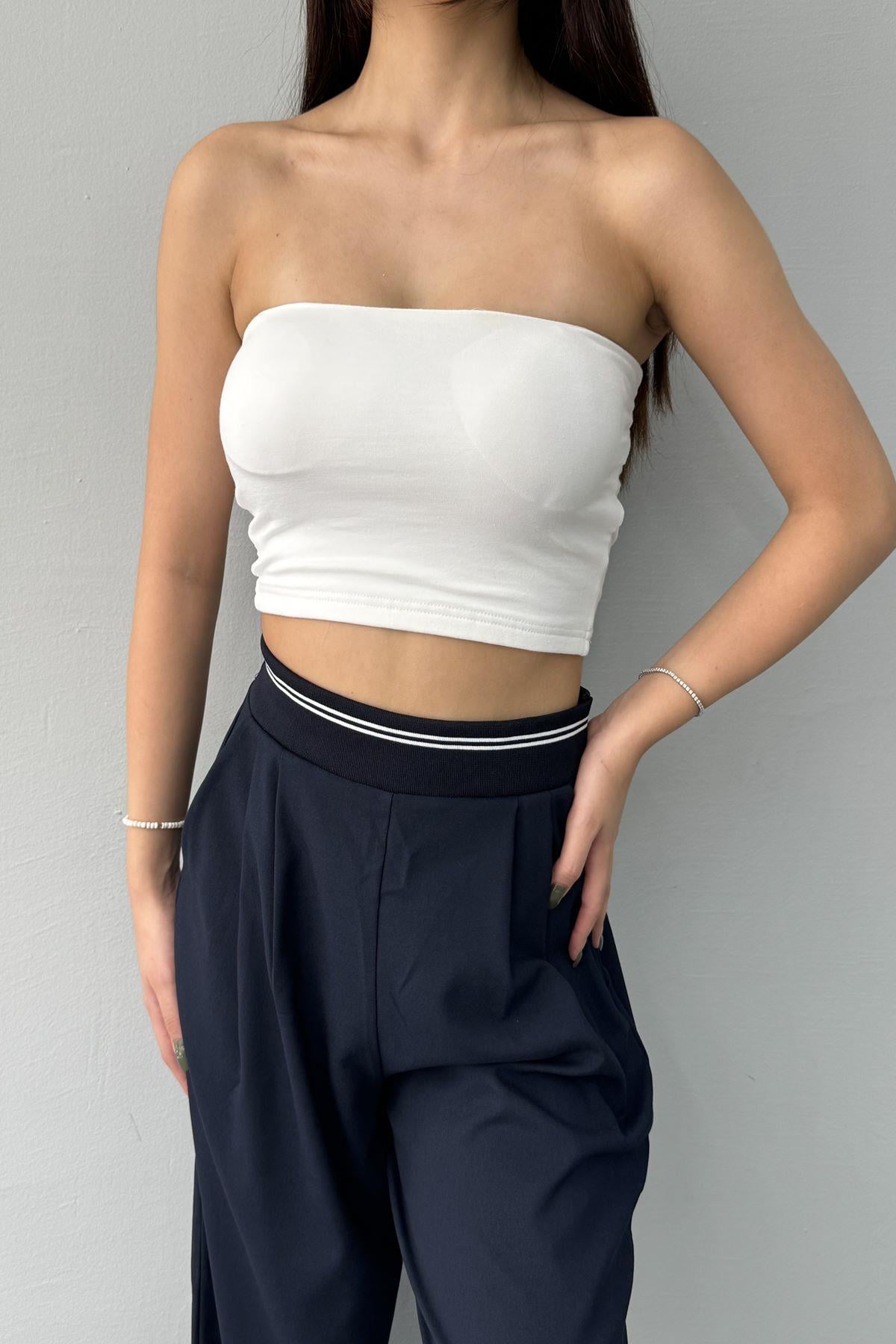STRAPLEZ CROP TOP