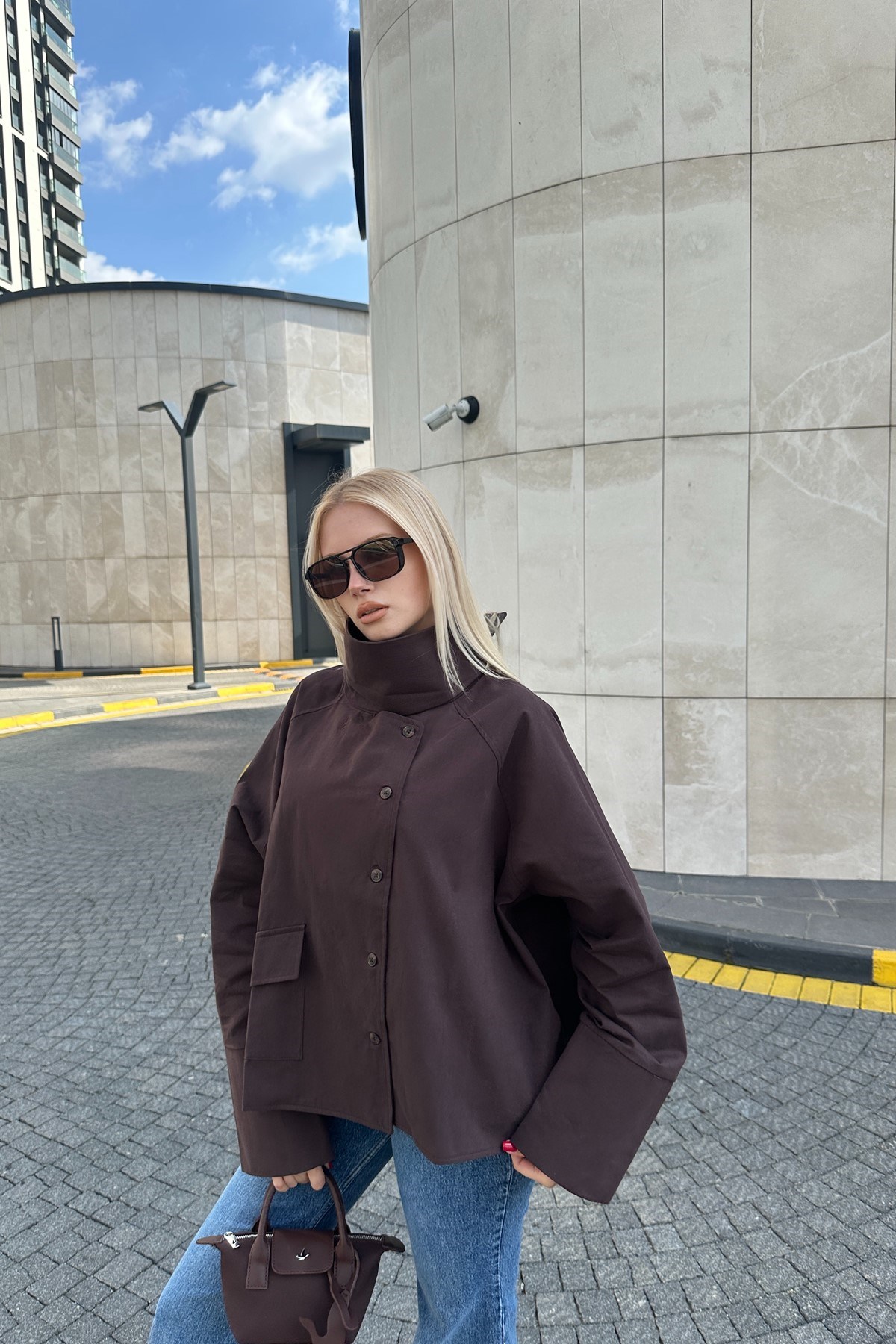 DİK YAKA OVERSİZE CEKET