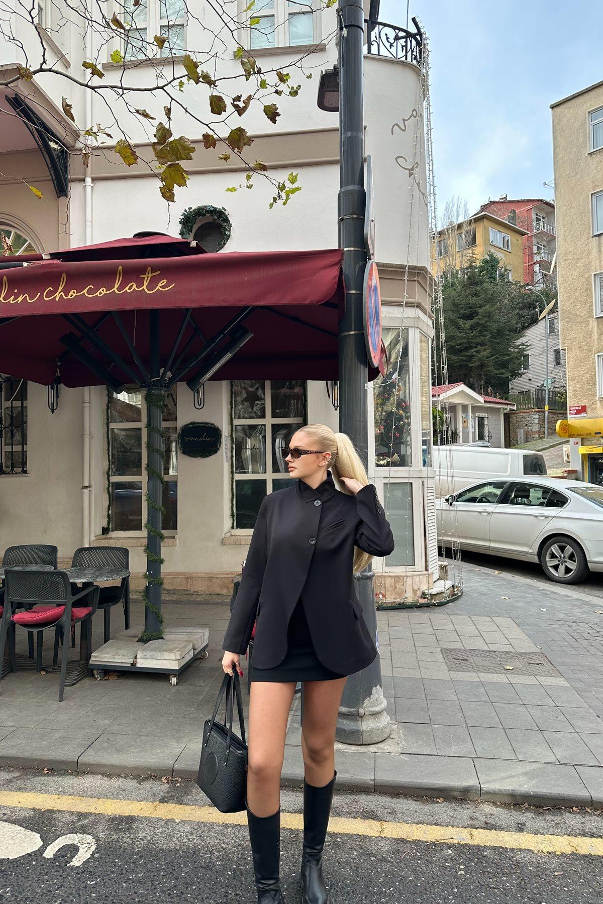 HAKİM YAKA TEK DÜĞME CEKET