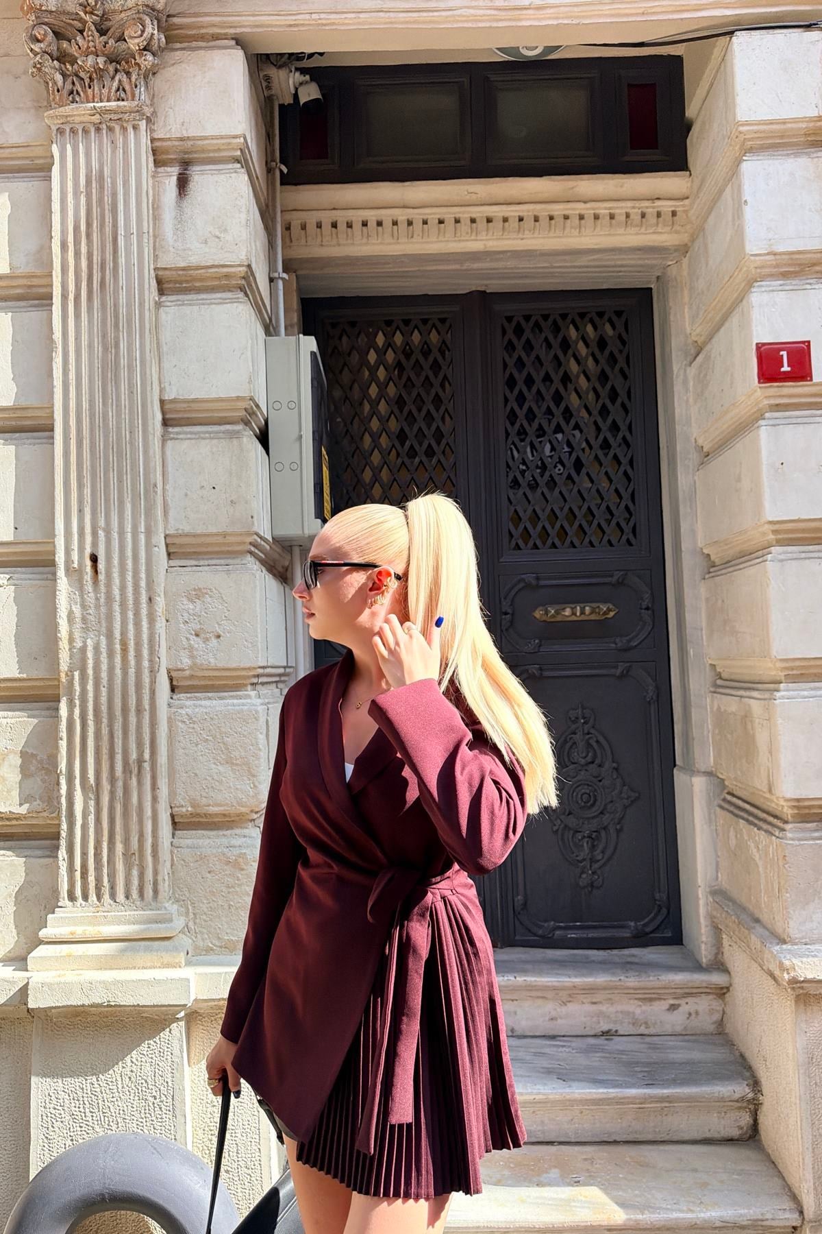 YAN BAĞLAMALI PİLİSE DETAYLI CEKET