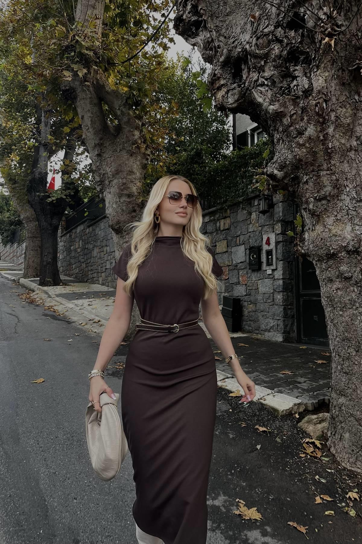 DİK YAKA MODAL ELBİSE
