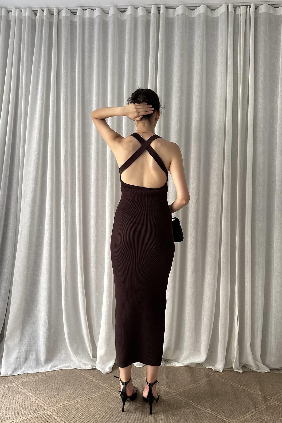 HALTER YAKA FİTİLLİ TRIKO ELBİSE