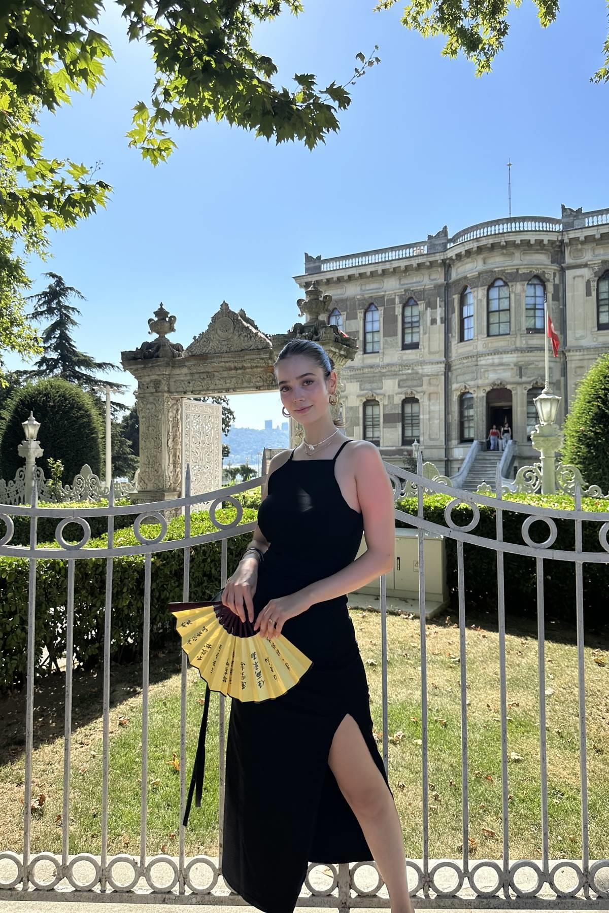 HALTER YAKA MİDİ ELBİSE