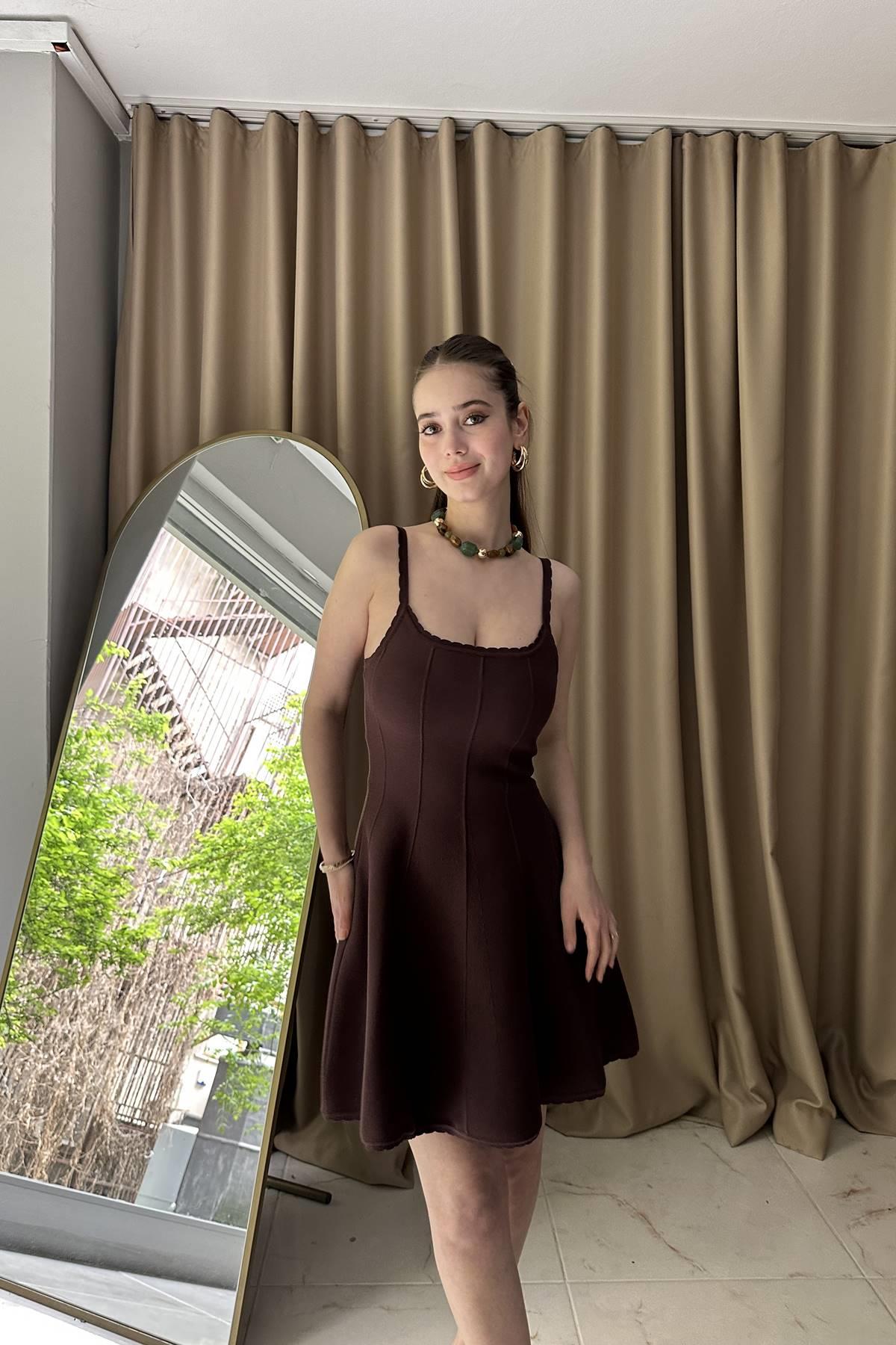 VOLANLI ASKILI TRIKO ELBİSE