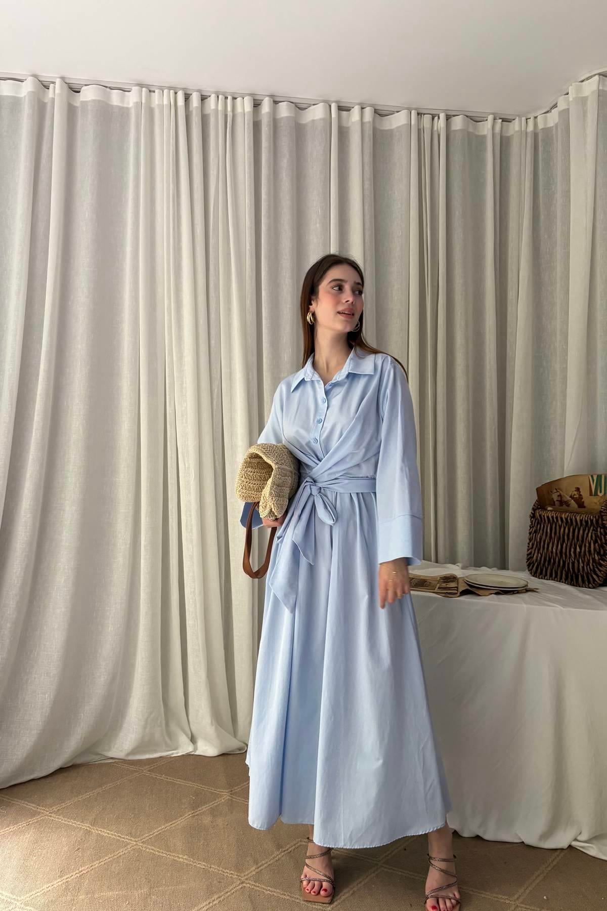 YARIM PATLI BEL BAĞLAMALI ETEĞİ KLOŞ ELBİSE