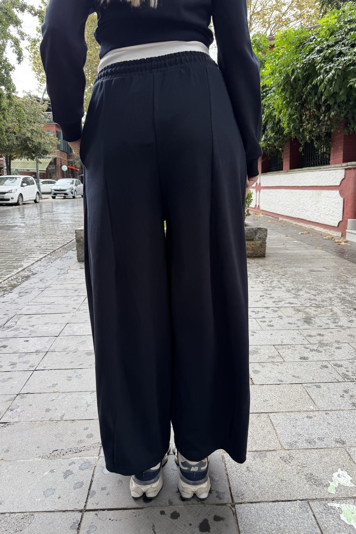 KAŞKORSE DETAYLI EŞOFMAN