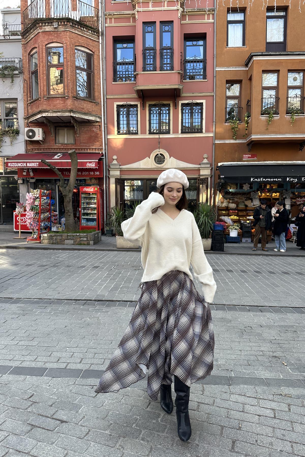 EKOSE DESEN AİSMETRİK ETEK