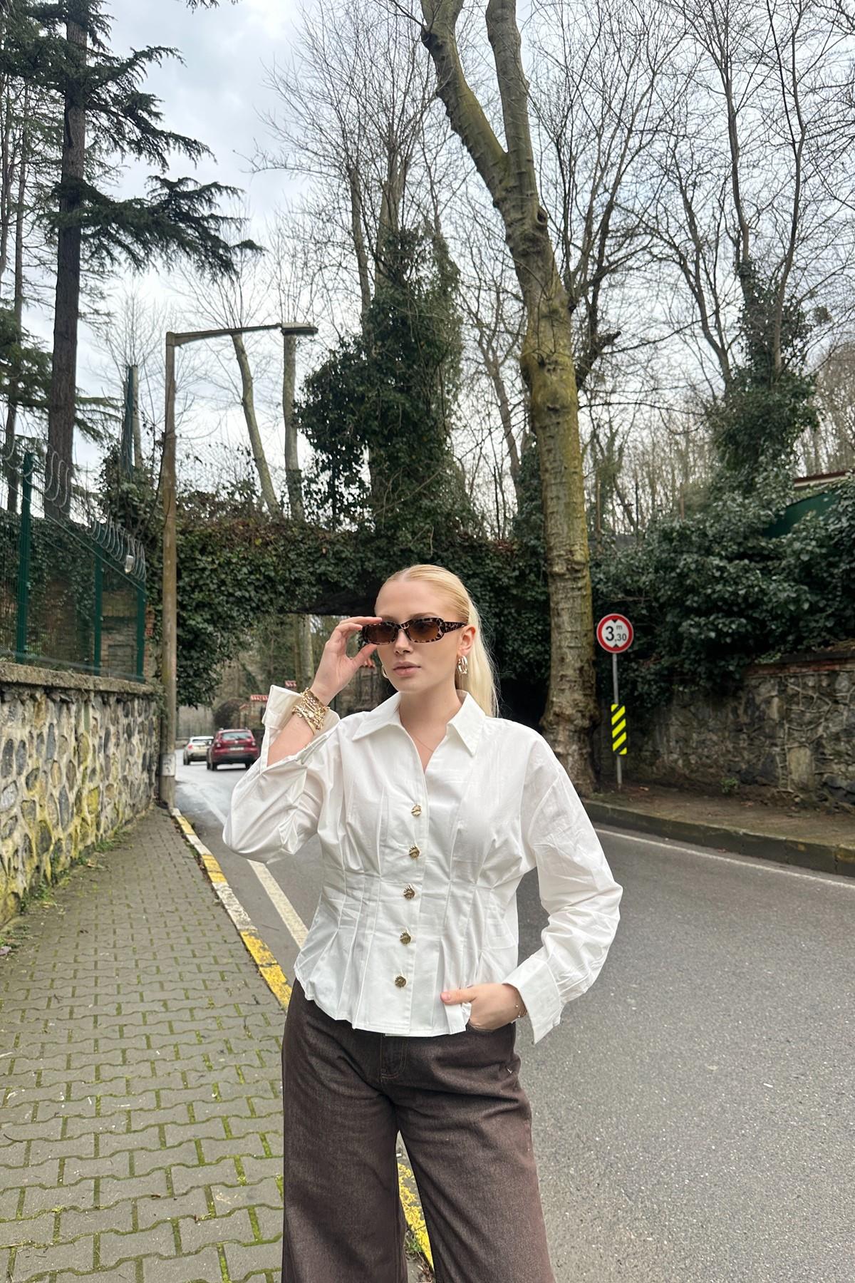 BEL PİLE DETAY GÖMLEK