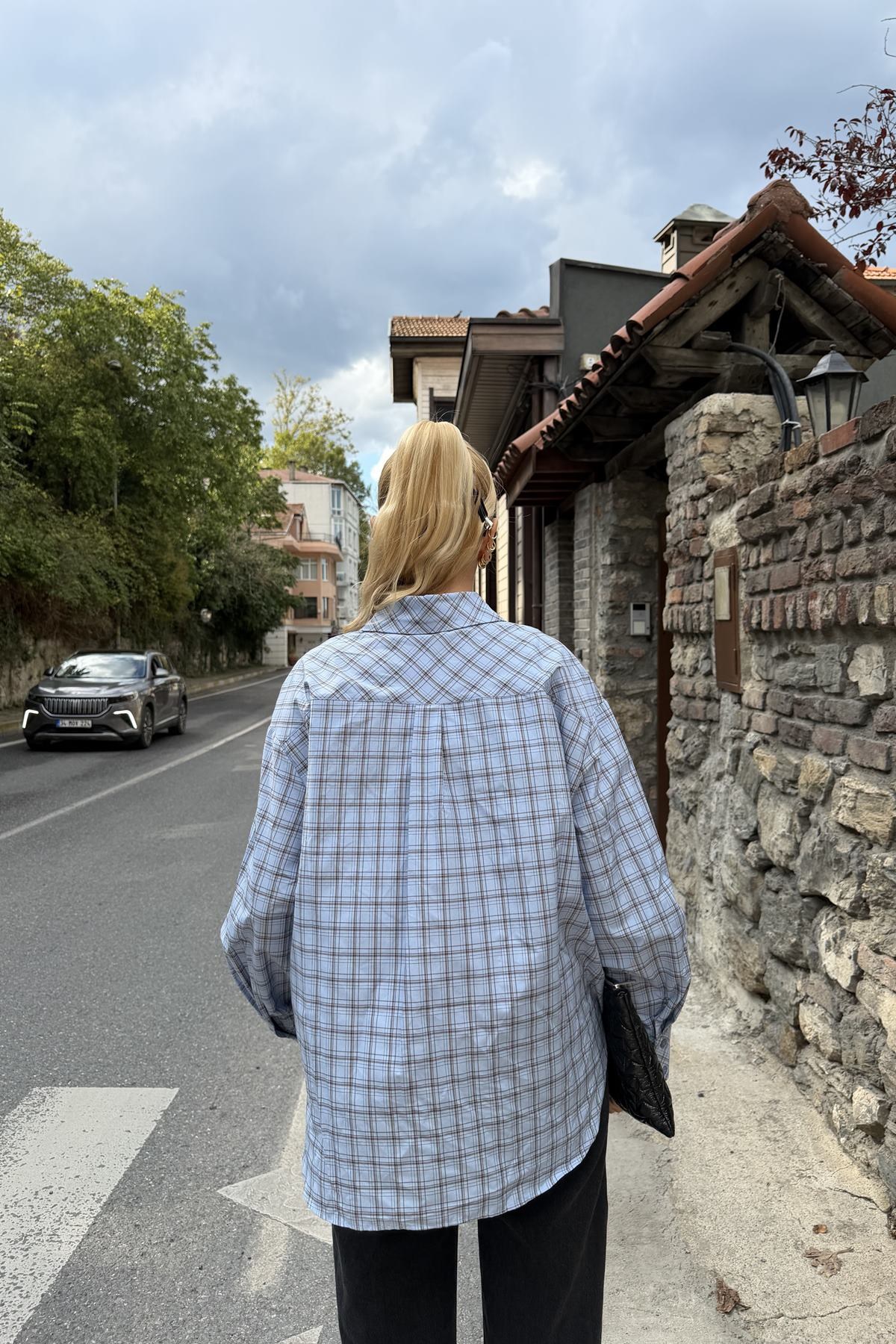 EKOSE DESEN NAKIŞ DETAY GÖMLEK