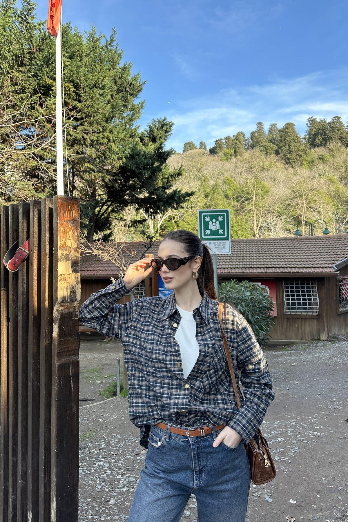 EKOSE DESENLİ GÖMLEK