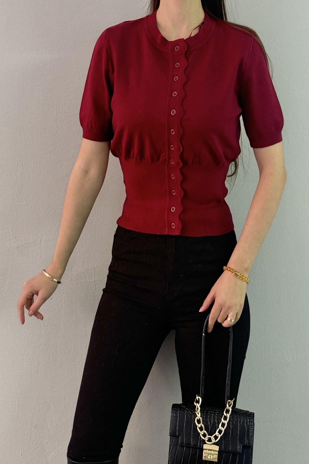 BİSİKLET YAKA KISAKOL DÜĞMELİ HIRKA