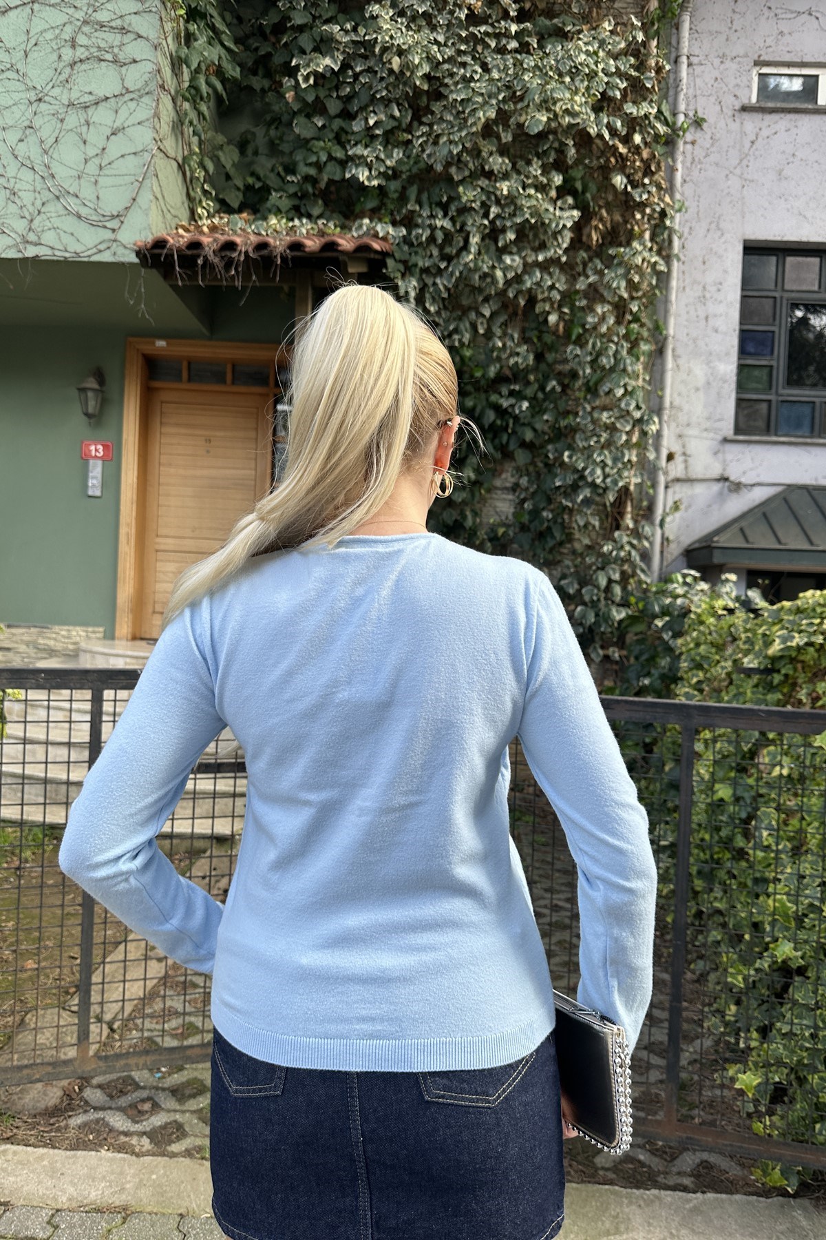 İÇİ DANTELLİ ATLET DETAY TRIKO HIRKA