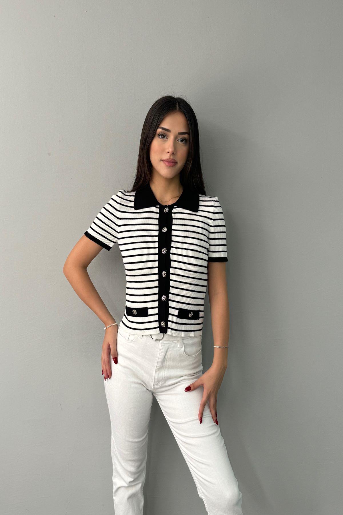 POLO YAKA ÇİZGİLİ DÜĞMELİ HIRKA
