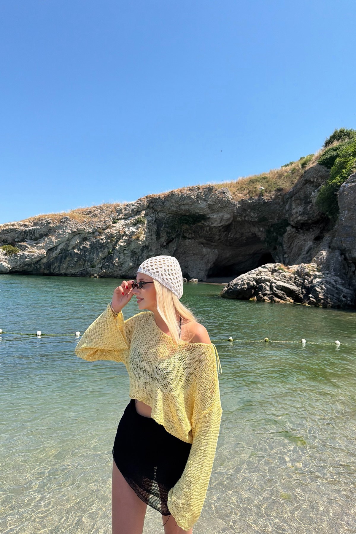 PARLAK TAŞLI BEACH CROP TOP