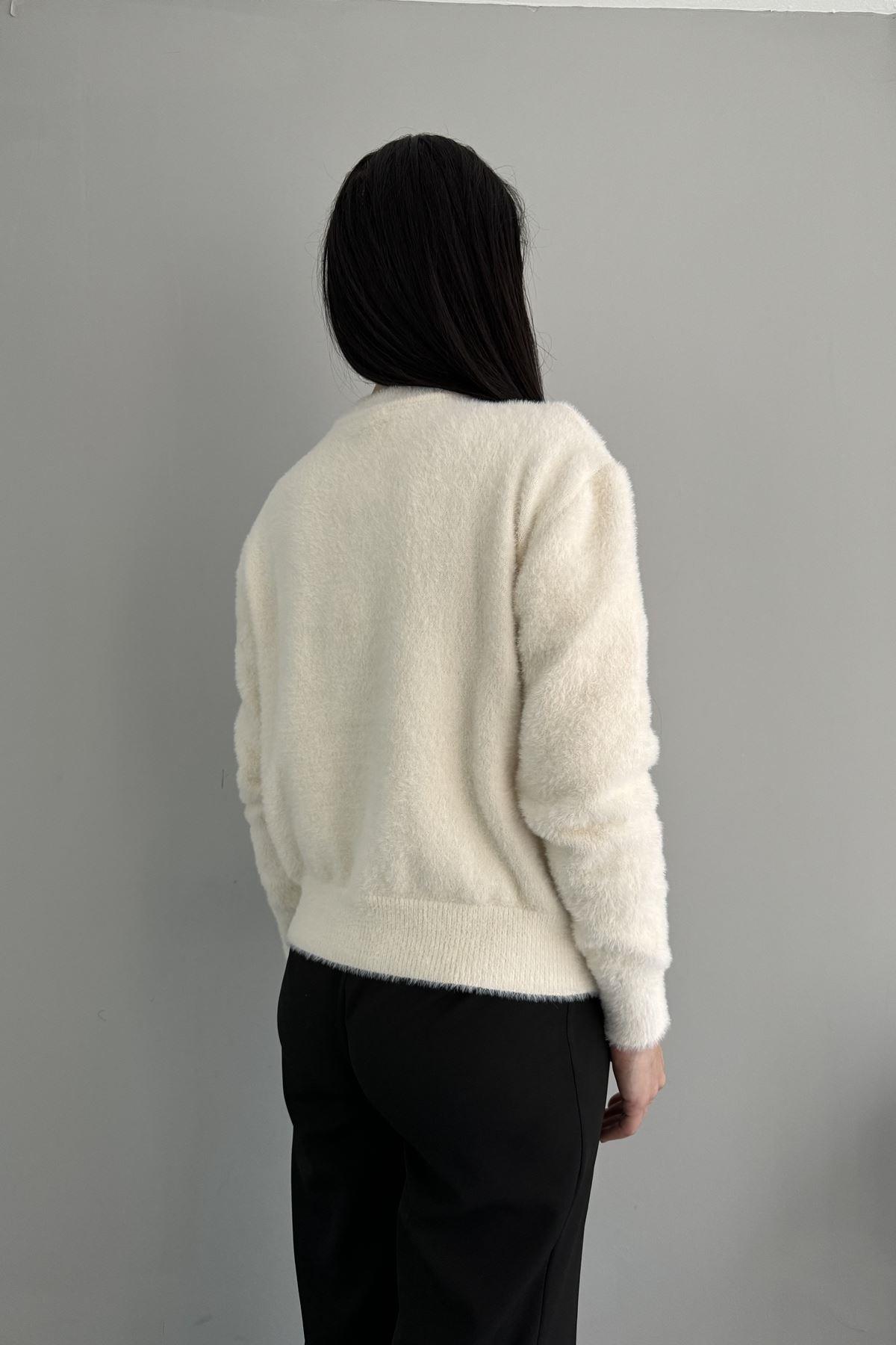 ANGORA İNCİLİ TAŞLI KAZAK