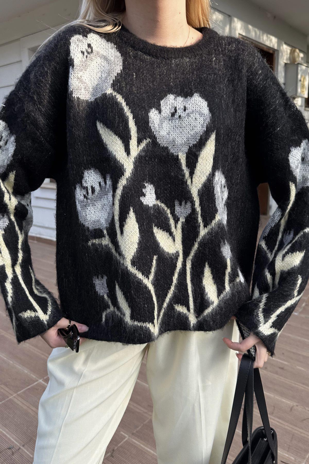 BİSİKLET YAKA ÇİÇEK DESEN TRIKO KAZAK