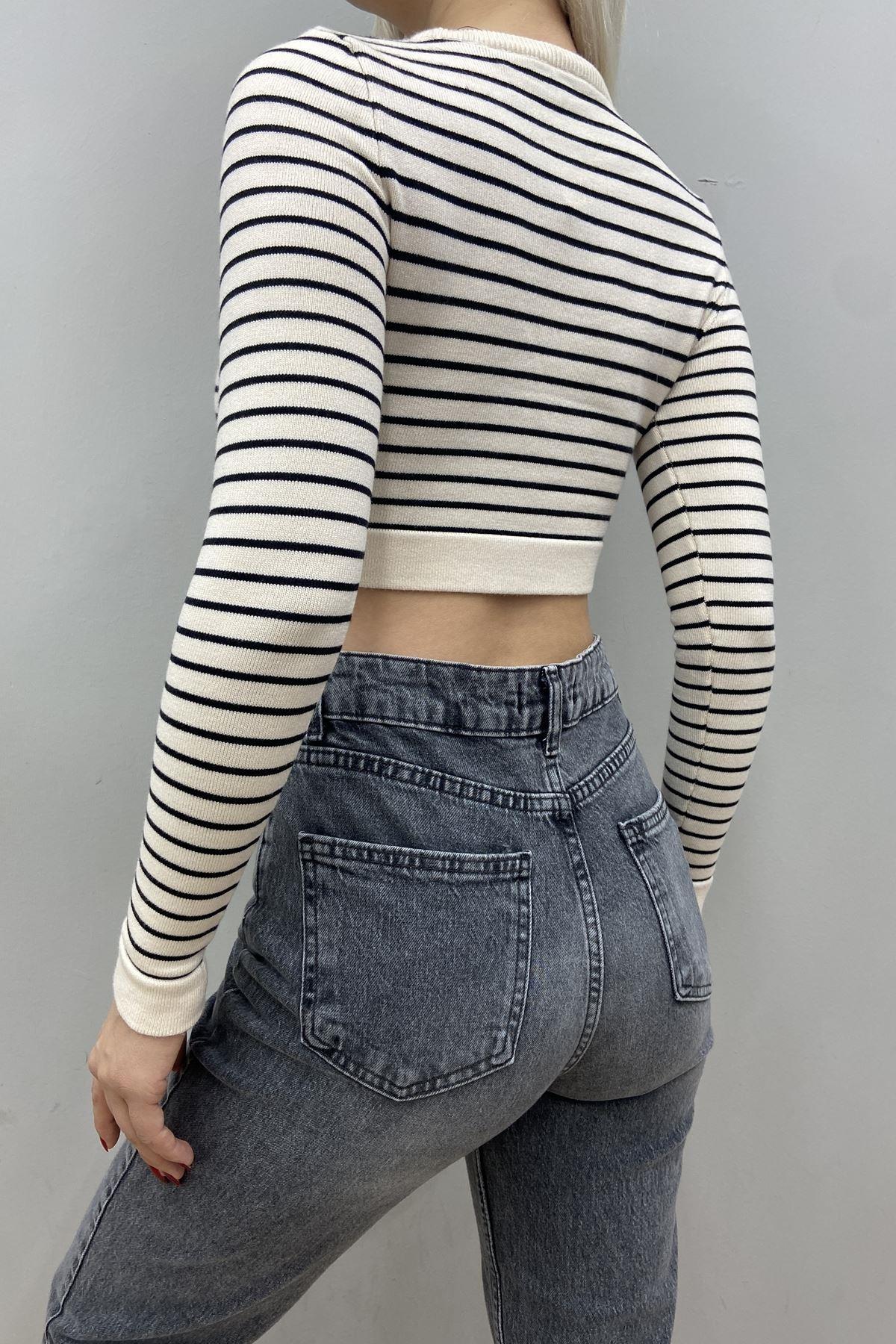 ÇİZGİLİ CROP TRIKO KAZAK