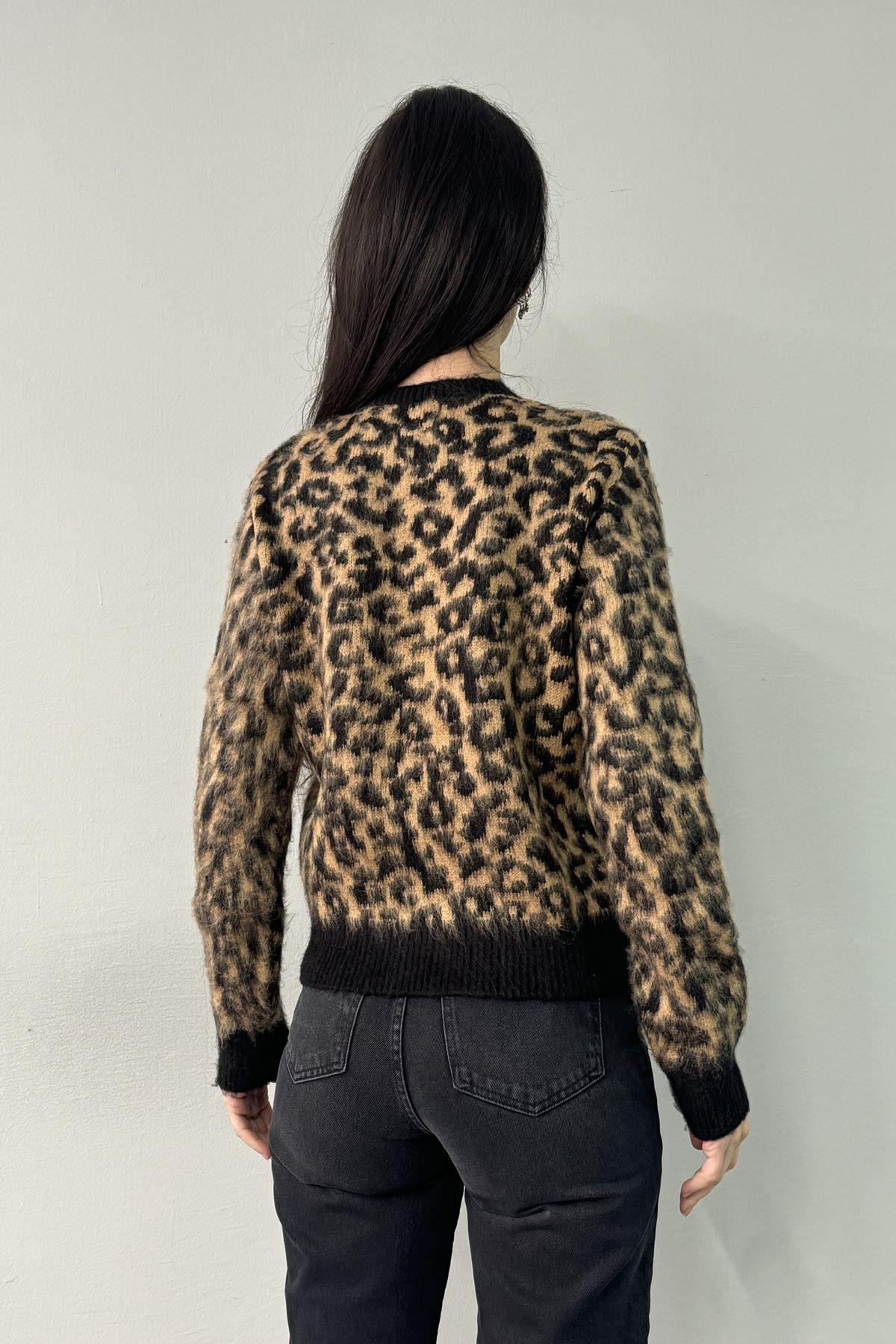 LEOPAR DESEN TRIKO KAZAK