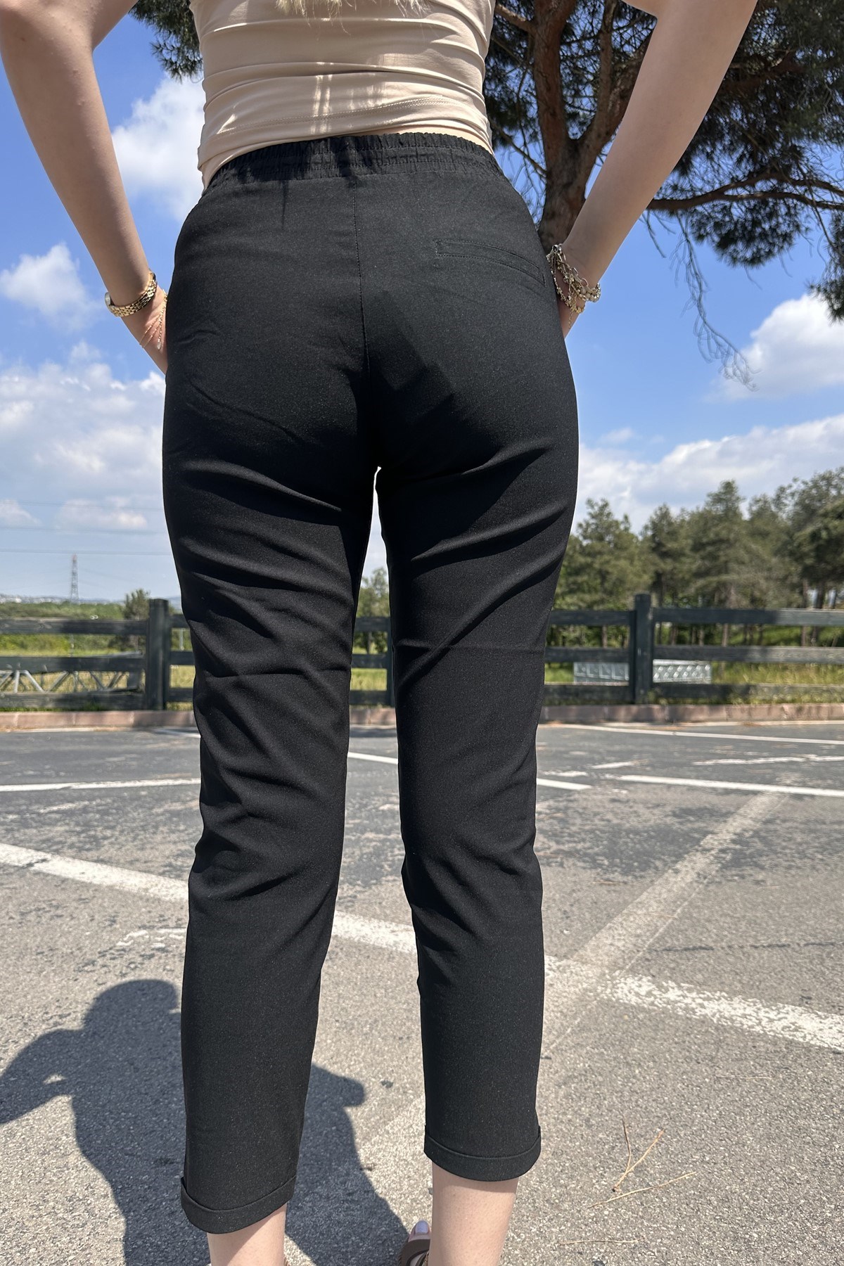 BEL LASTİKLİ FUL LİKRALI PANTOLON