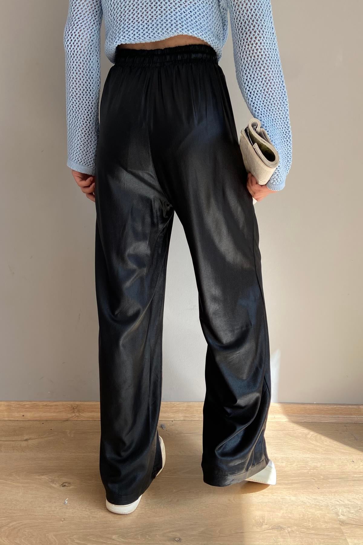BELİ LASTİKLİ PARLAK PANTOLON