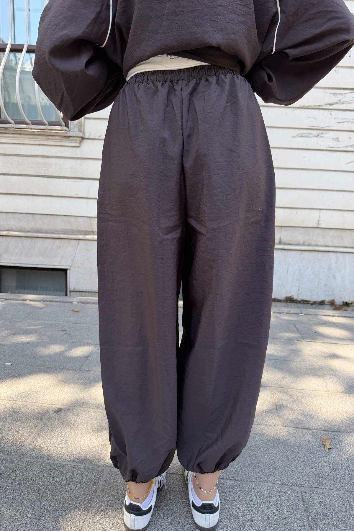 BİYE DETAYLI PANTOLON