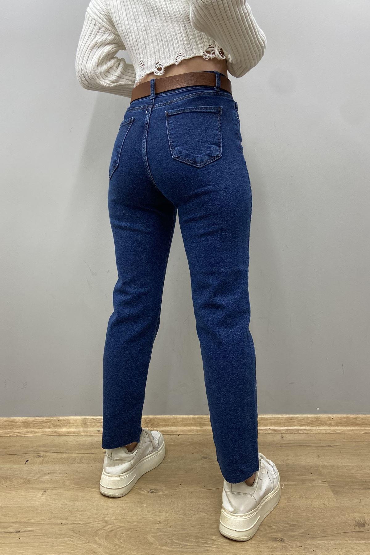 KEMERLİ PAÇA UCU KESİK PANTOLON