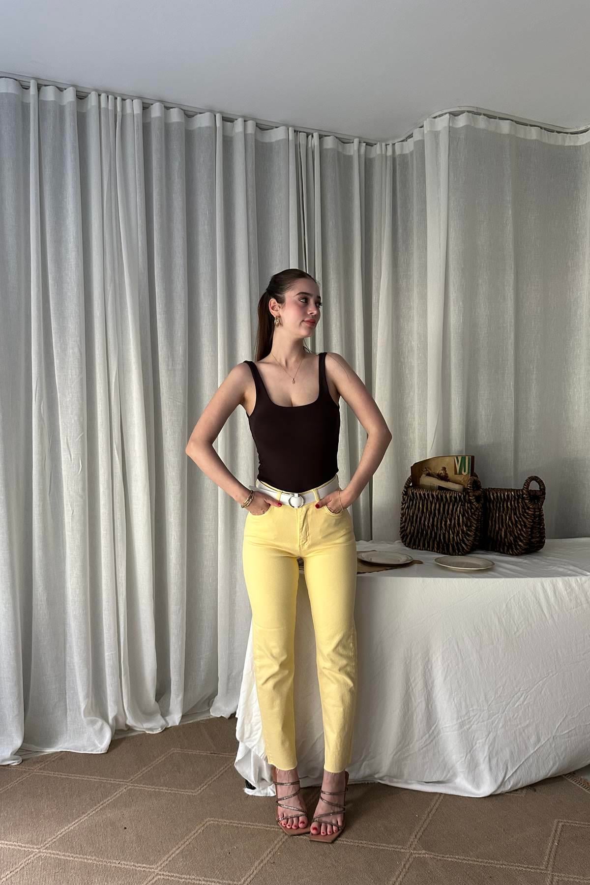 LİKRALI KEMERLI KOT PANTOLON