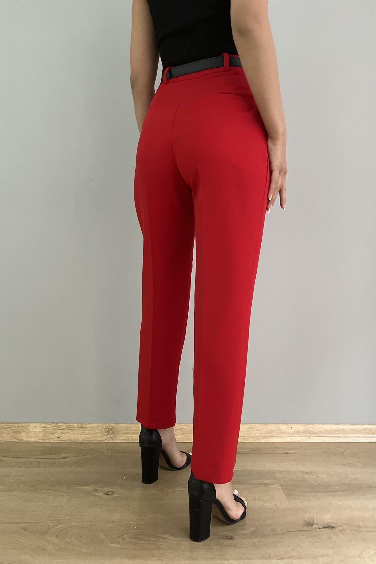 PAÇA YIRTMAÇLI KEMERLİ PANTALON