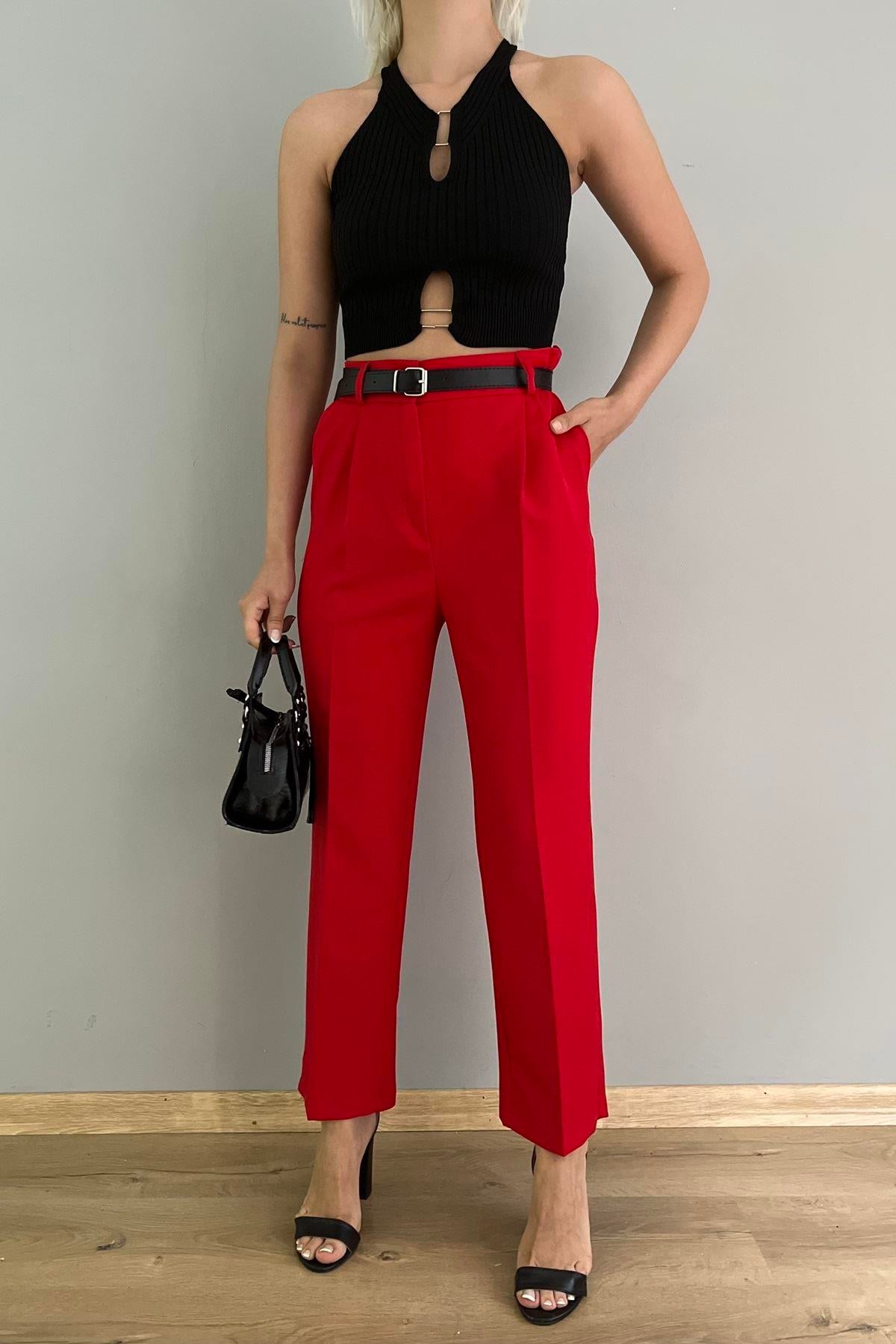 PAÇA YIRTMAÇLI KEMERLİ PANTALON