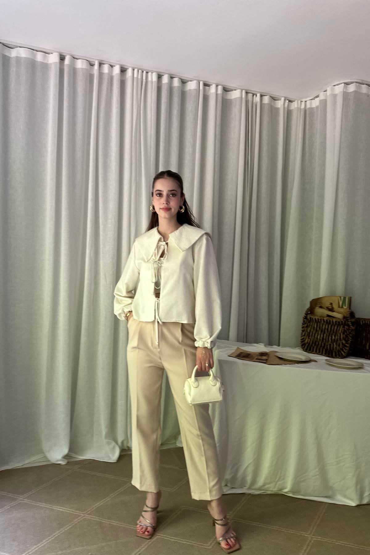 PAÇA YIRTMAÇLI KEMERLİ PANTALON