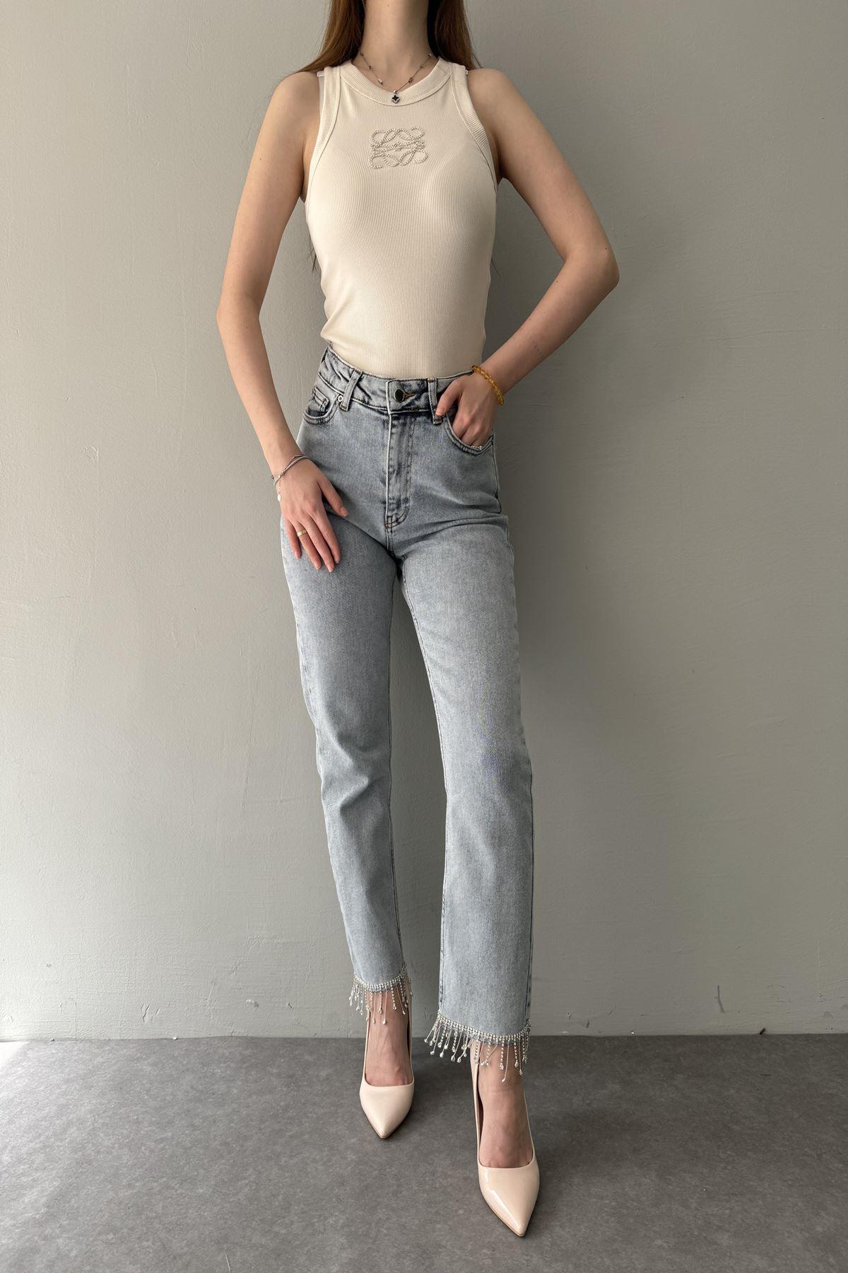 PAÇASI TAŞLI DİKİŞSİZ MOM PANTOLON