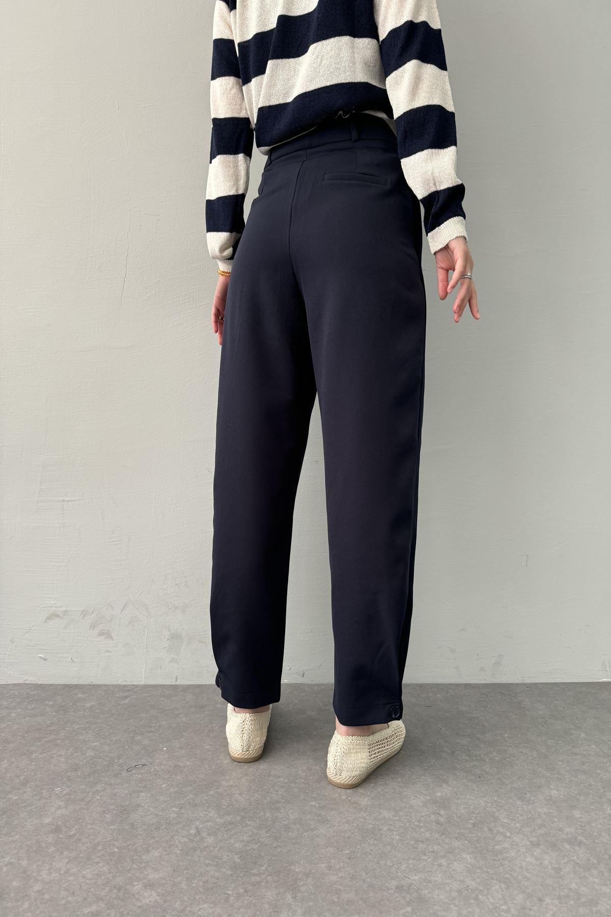PİLE DETAYLI PANTOLON