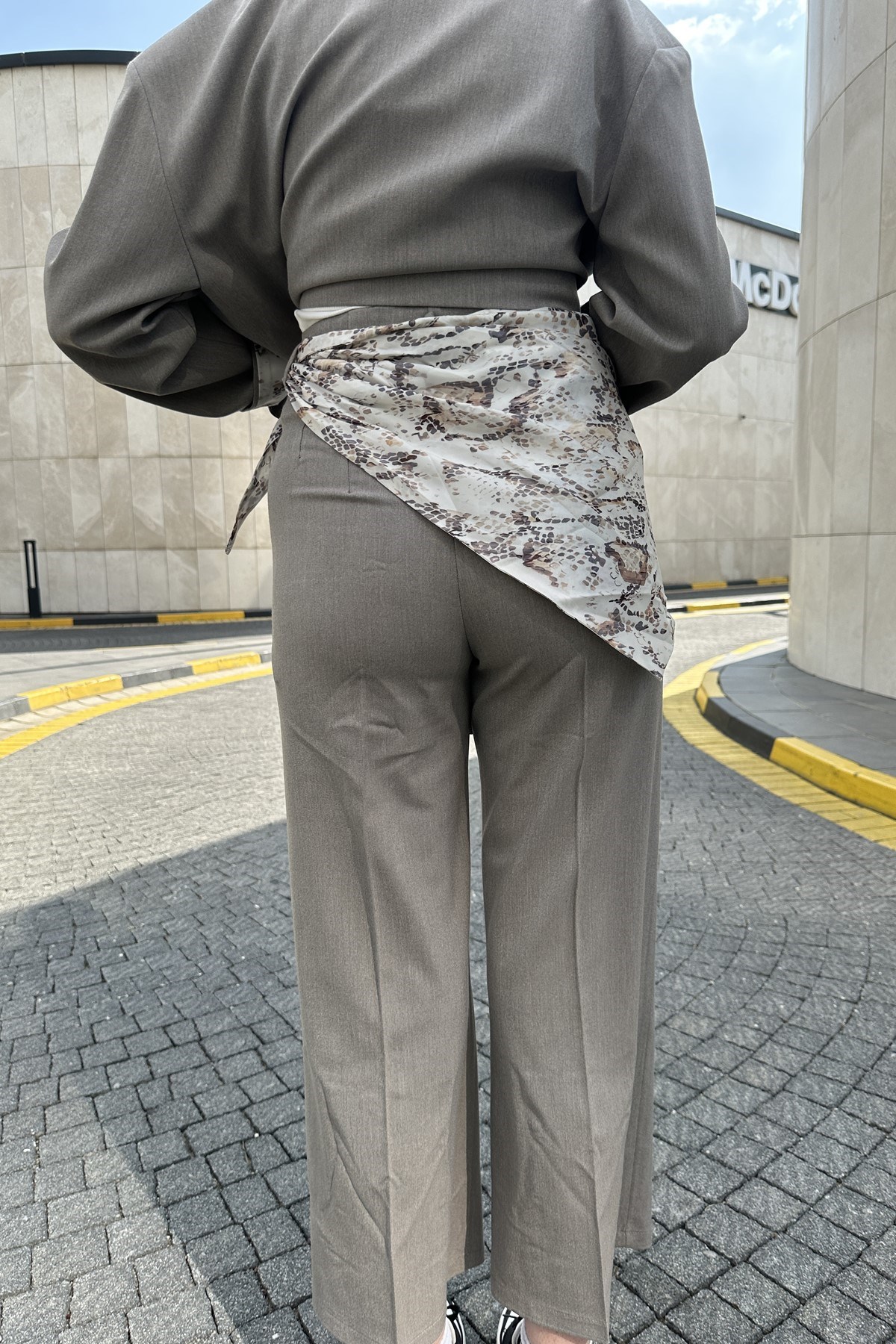 ŞAL DETAYLI PANTOLON
