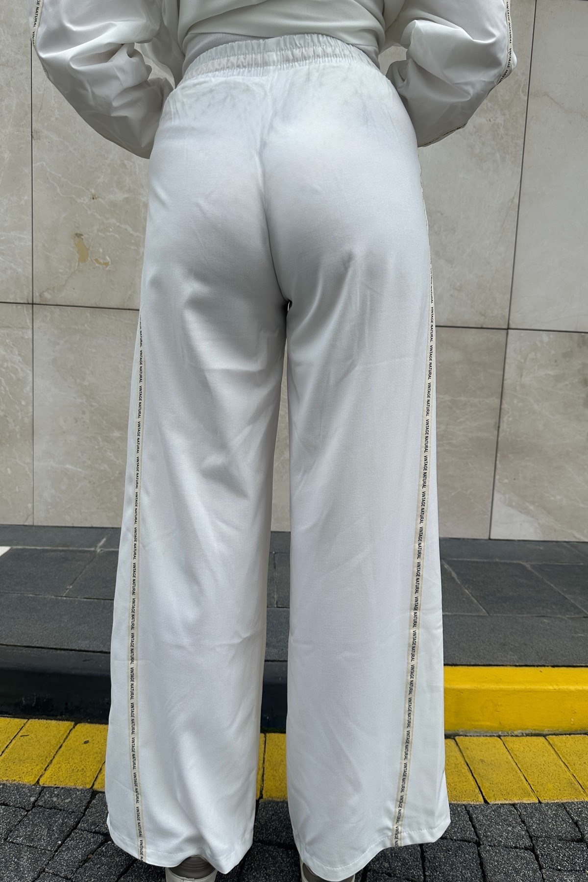 ŞERİT DETAYLI PANTOLON (TAKIM DEĞİLDİR)