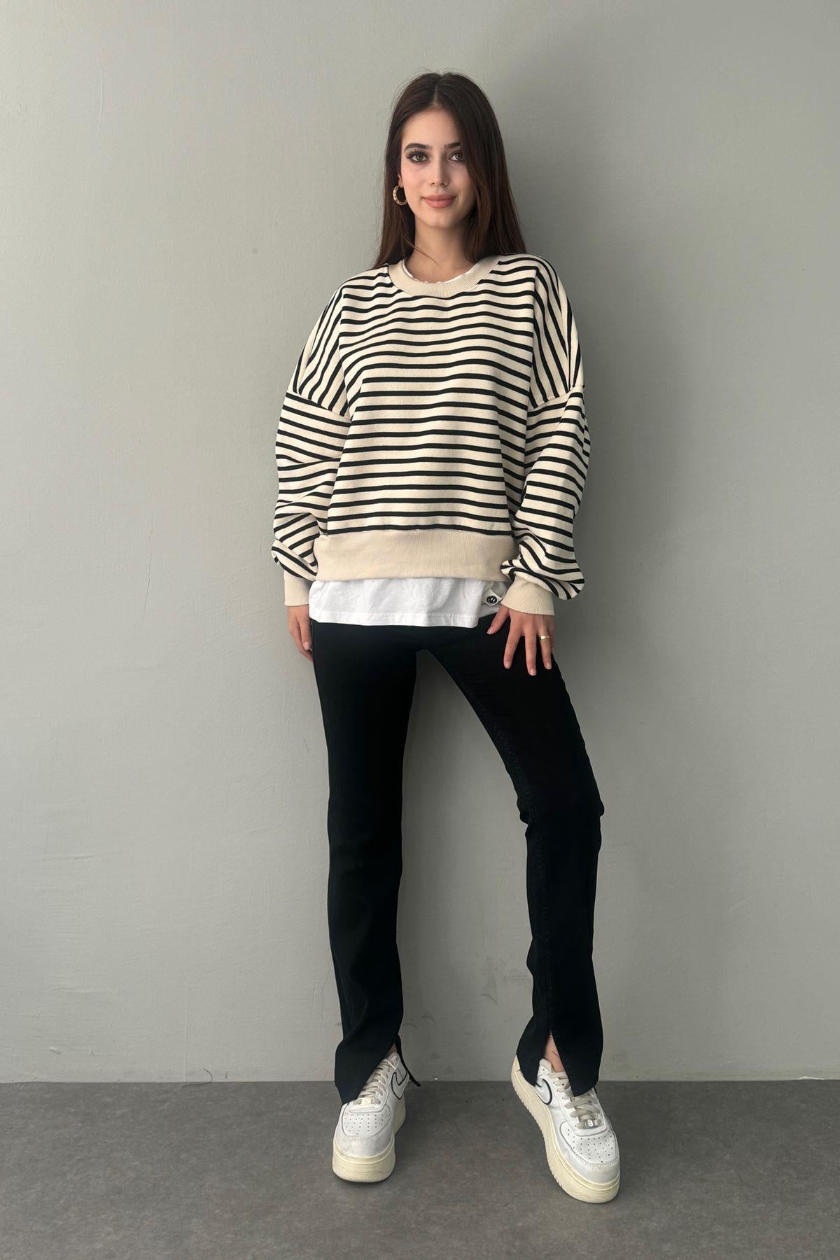 YAN YIRTMAÇLI LİKRALI PANTALON