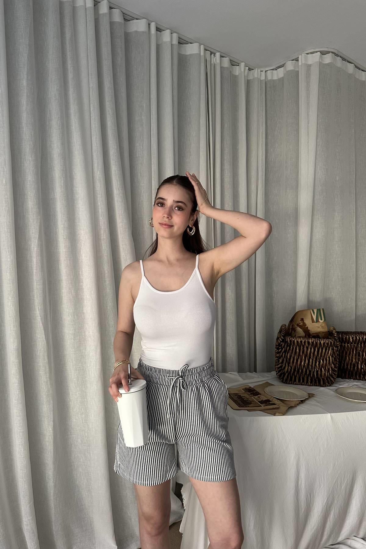 BEL BAĞCIKLI ÖRME ŞORT