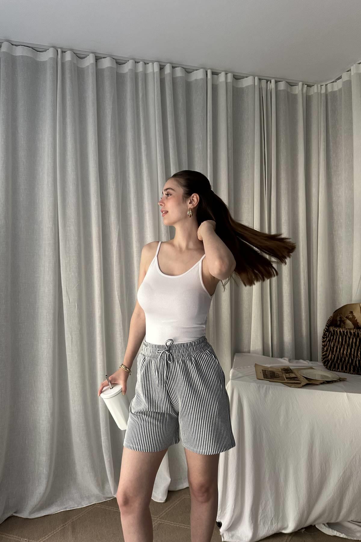 BEL BAĞCIKLI ÖRME ŞORT