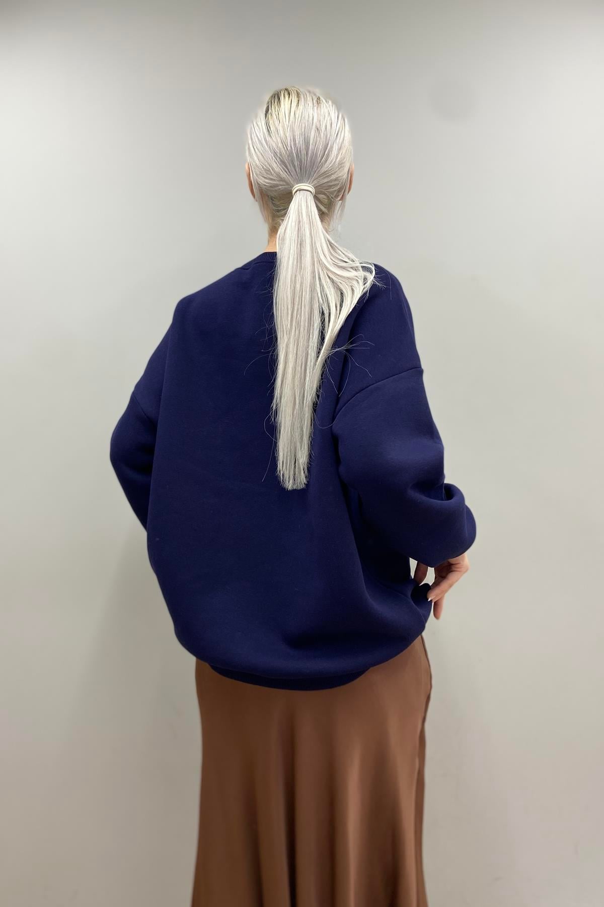 BASKI DETAYLI SWEATSHIRT
