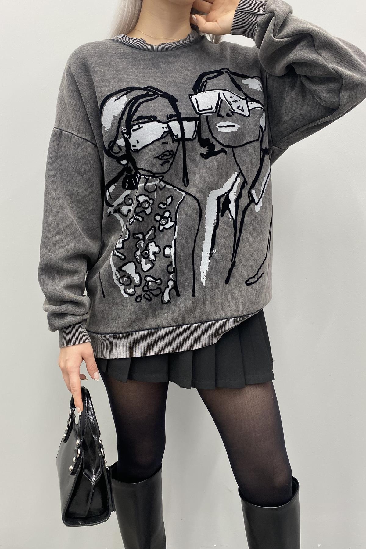 BASKI DETAYLI SWEATSHIRT