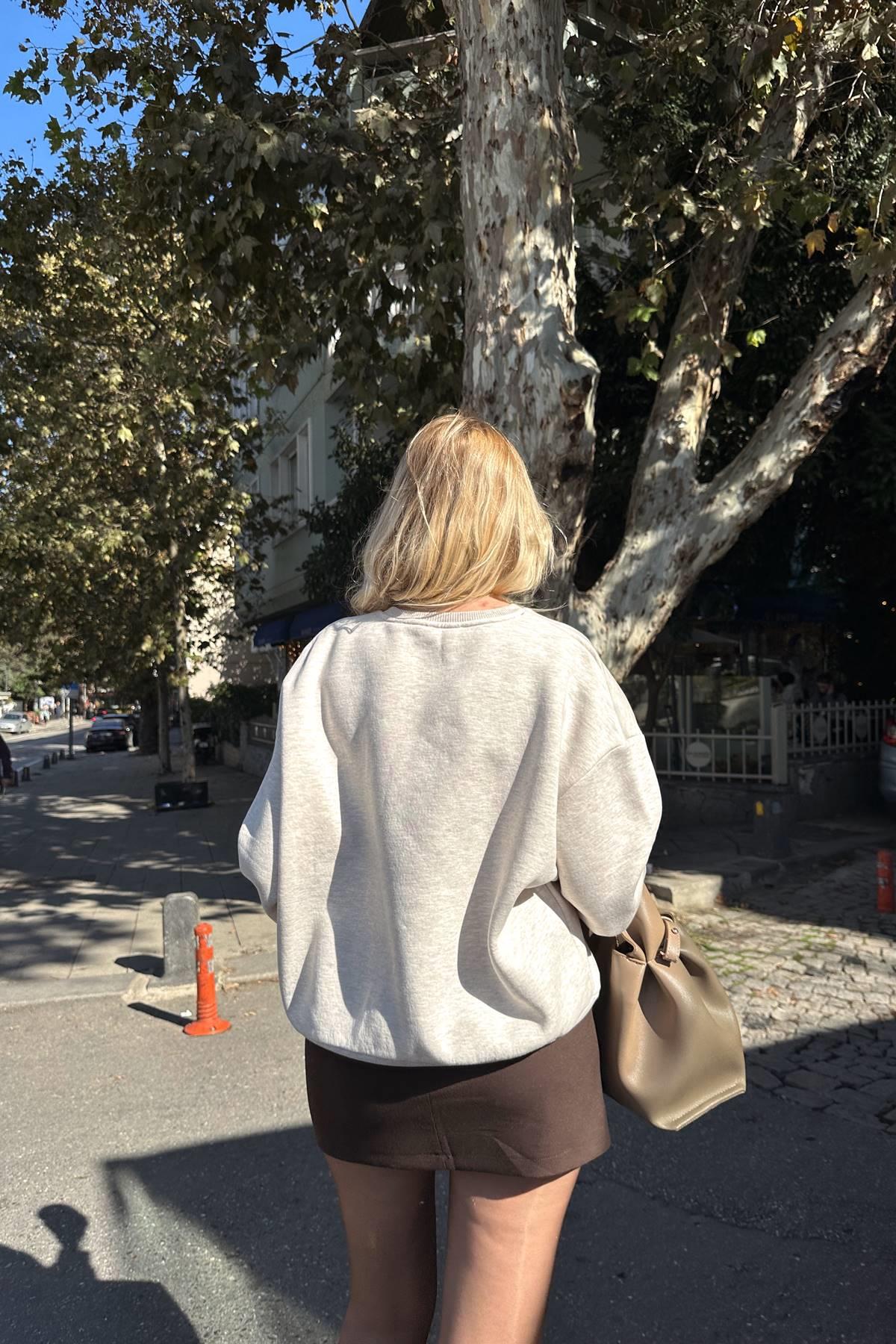 BASKI DETAYLI SWEATSHIRT