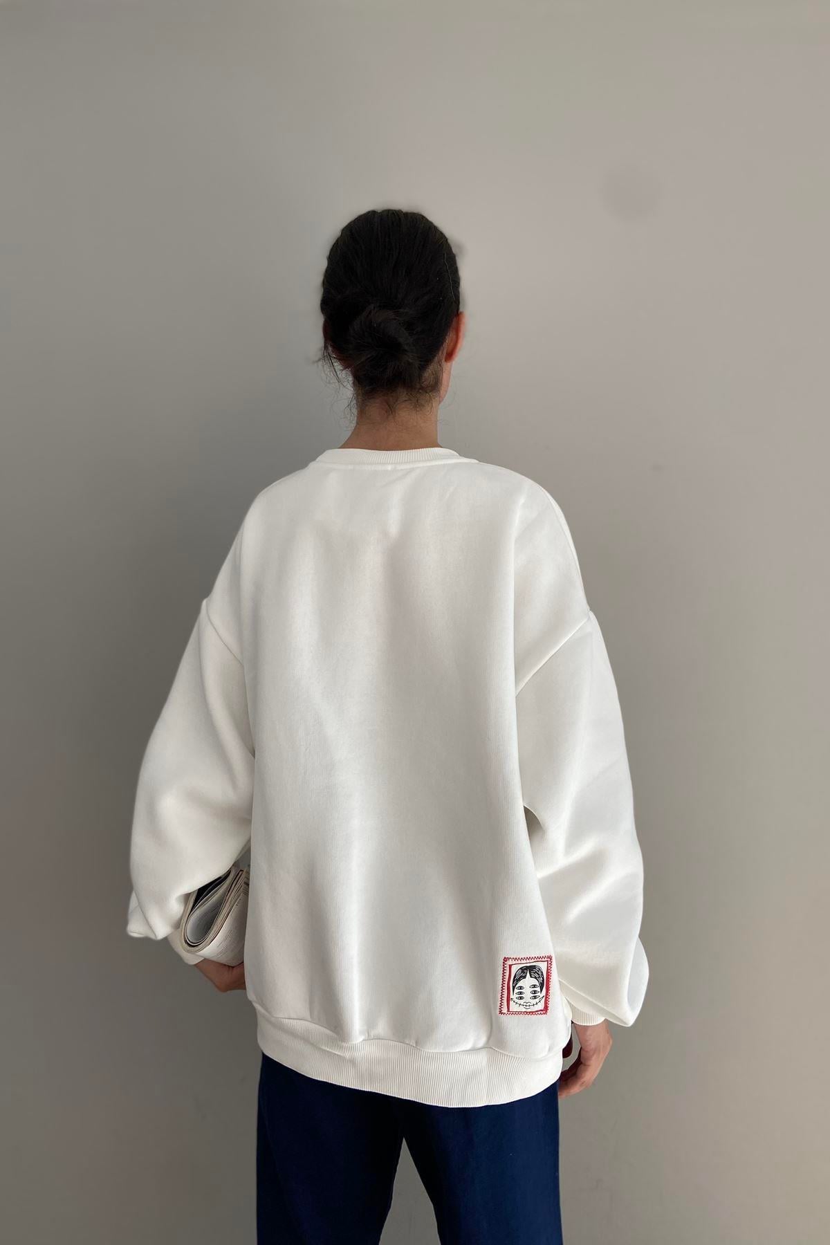 BASKI DETAYLI SWEATSHIRT